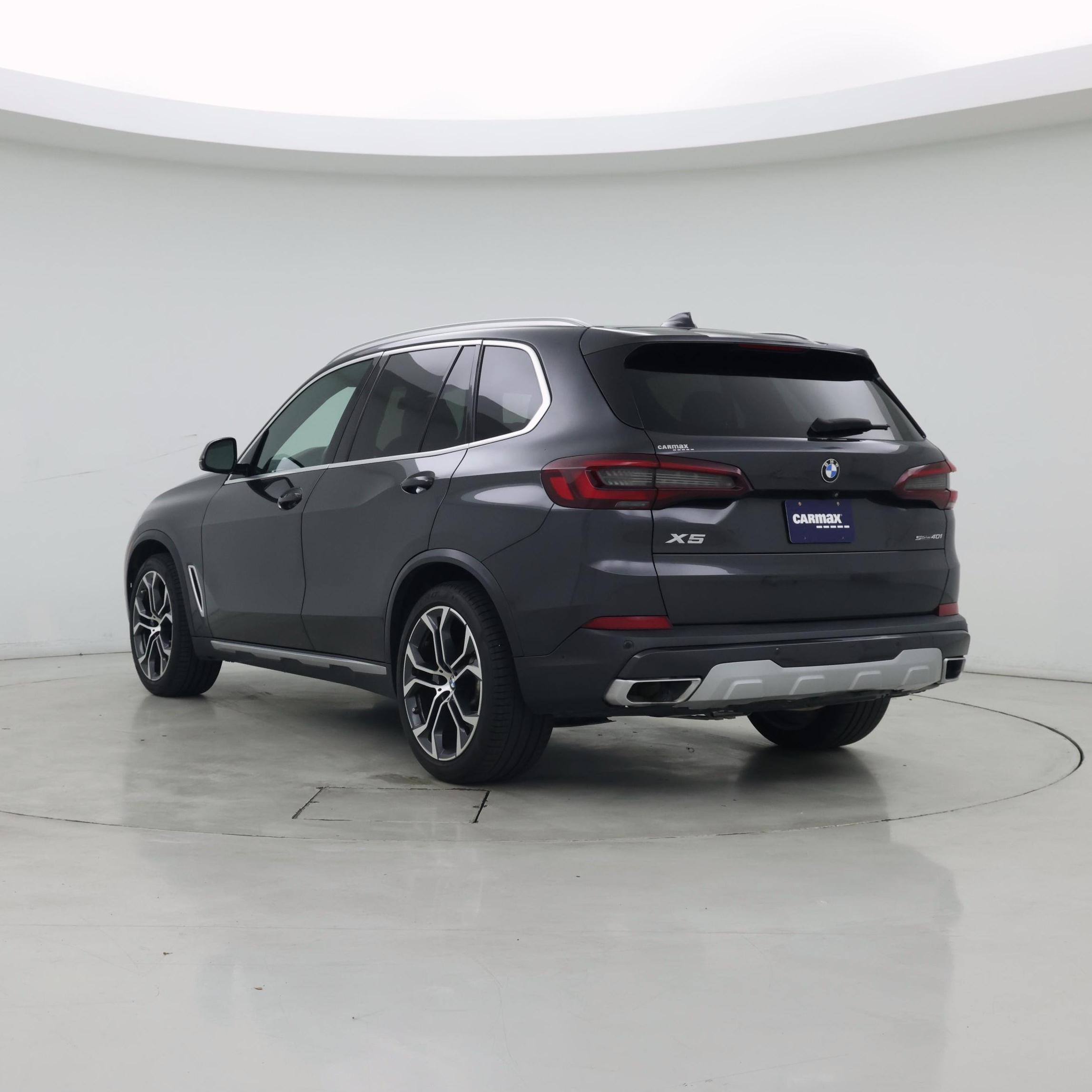 Thumbnail: 2021 BMW X5 - 2