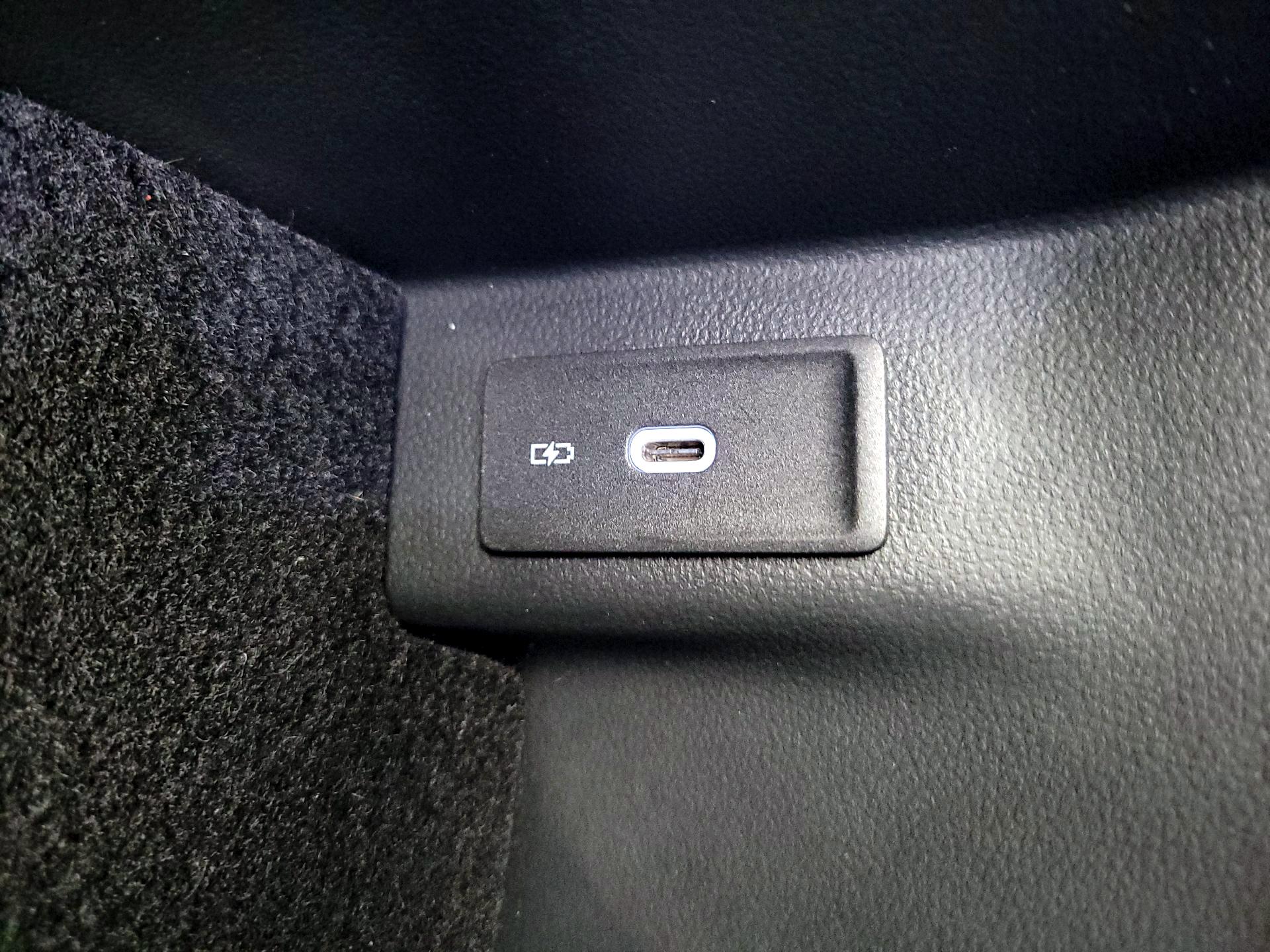 Thumbnail: 2025 Volkswagen Atlas - 18