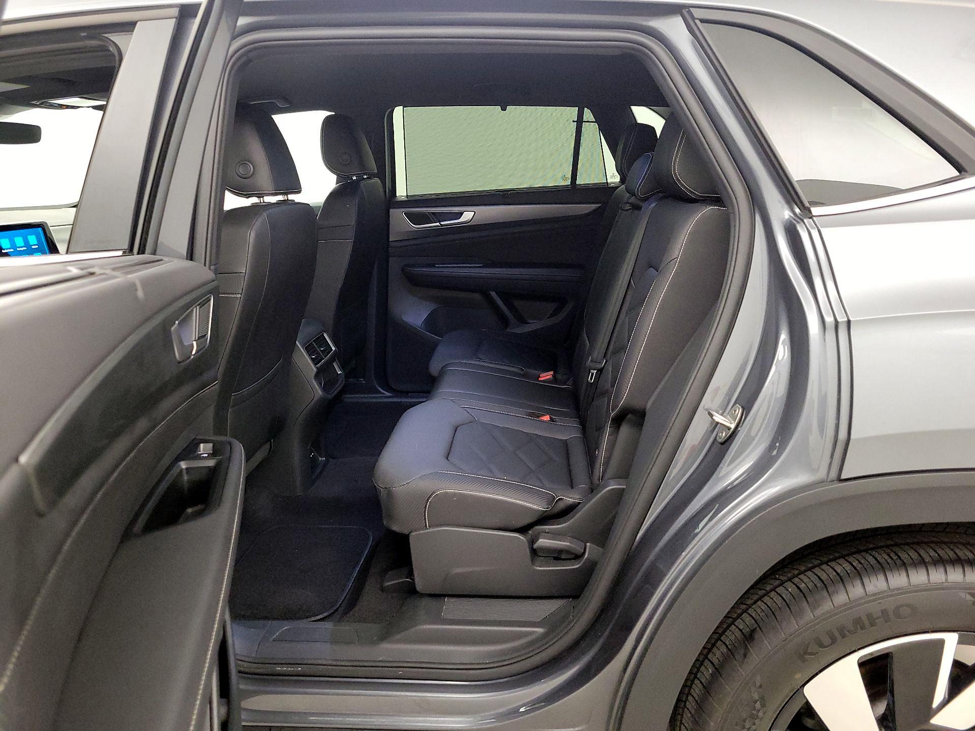 Thumbnail: 2025 Volkswagen Atlas - 19