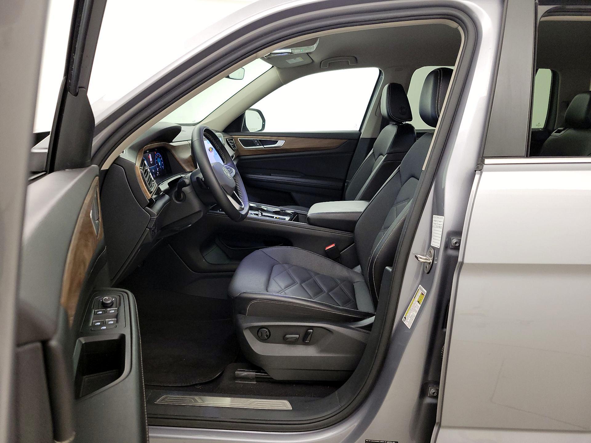 Thumbnail: 2024 Volkswagen Atlas - 11