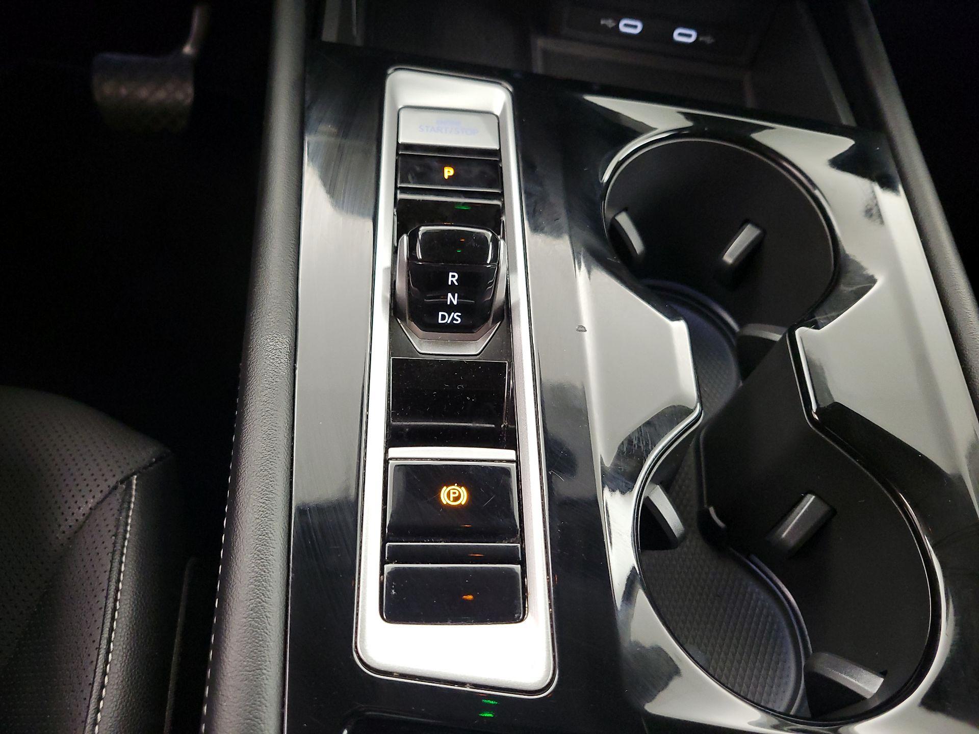 Thumbnail: 2024 Volkswagen Atlas - 17