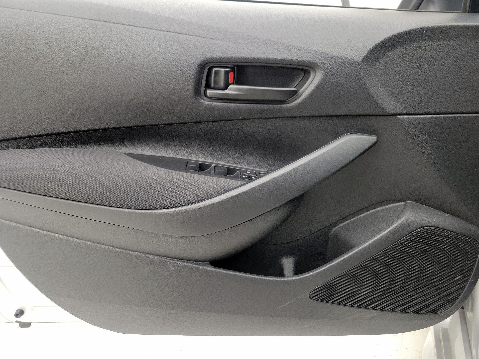 Thumbnail: 2025 Toyota Corolla - 12