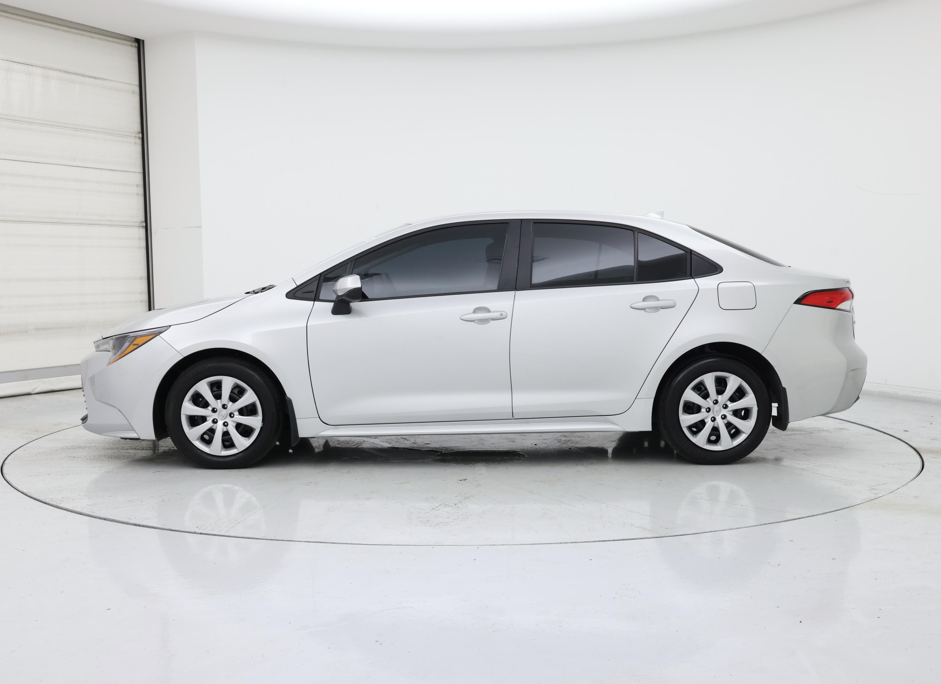 Thumbnail: 2025 Toyota Corolla - 3