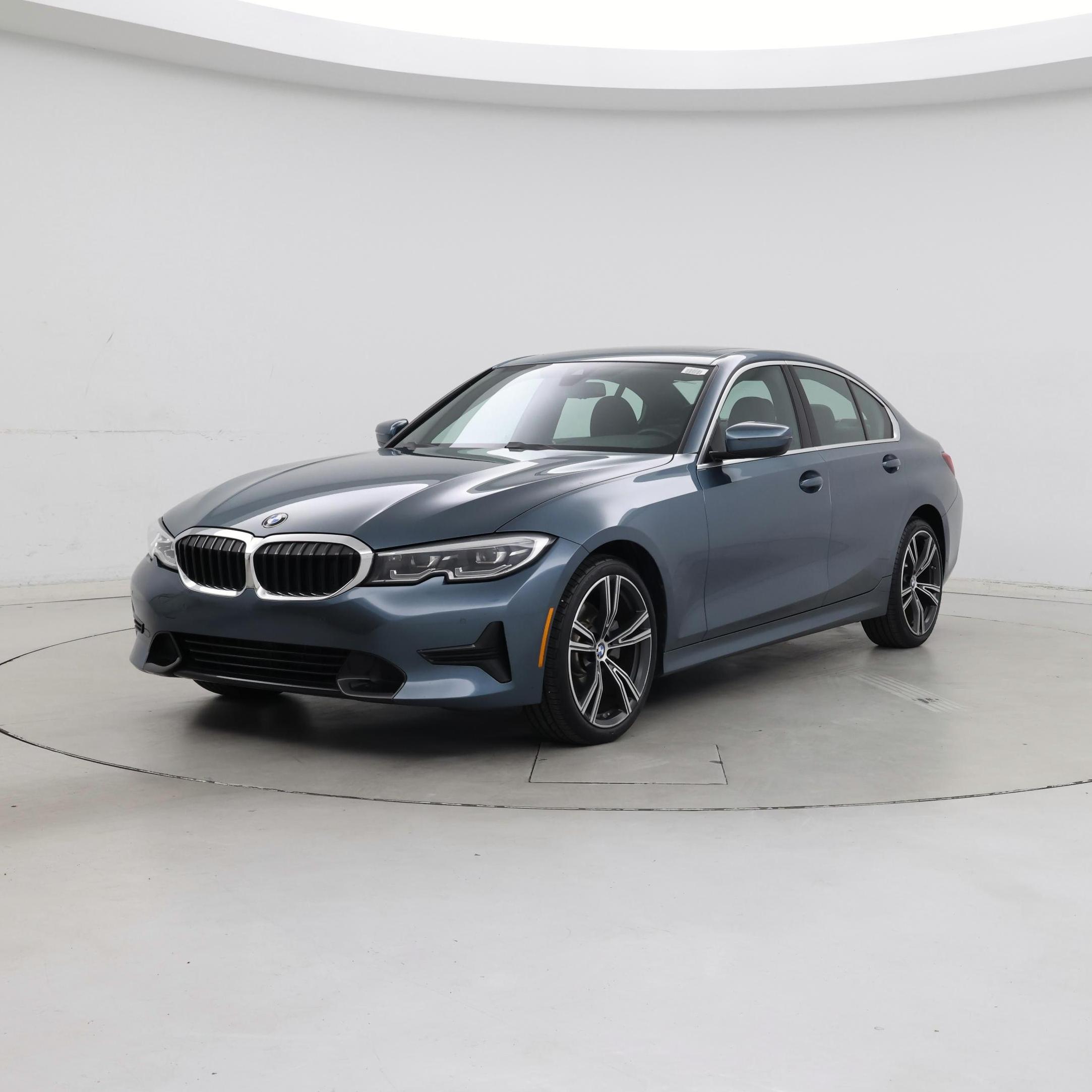 Thumbnail: 2020 BMW 3 Series - 4