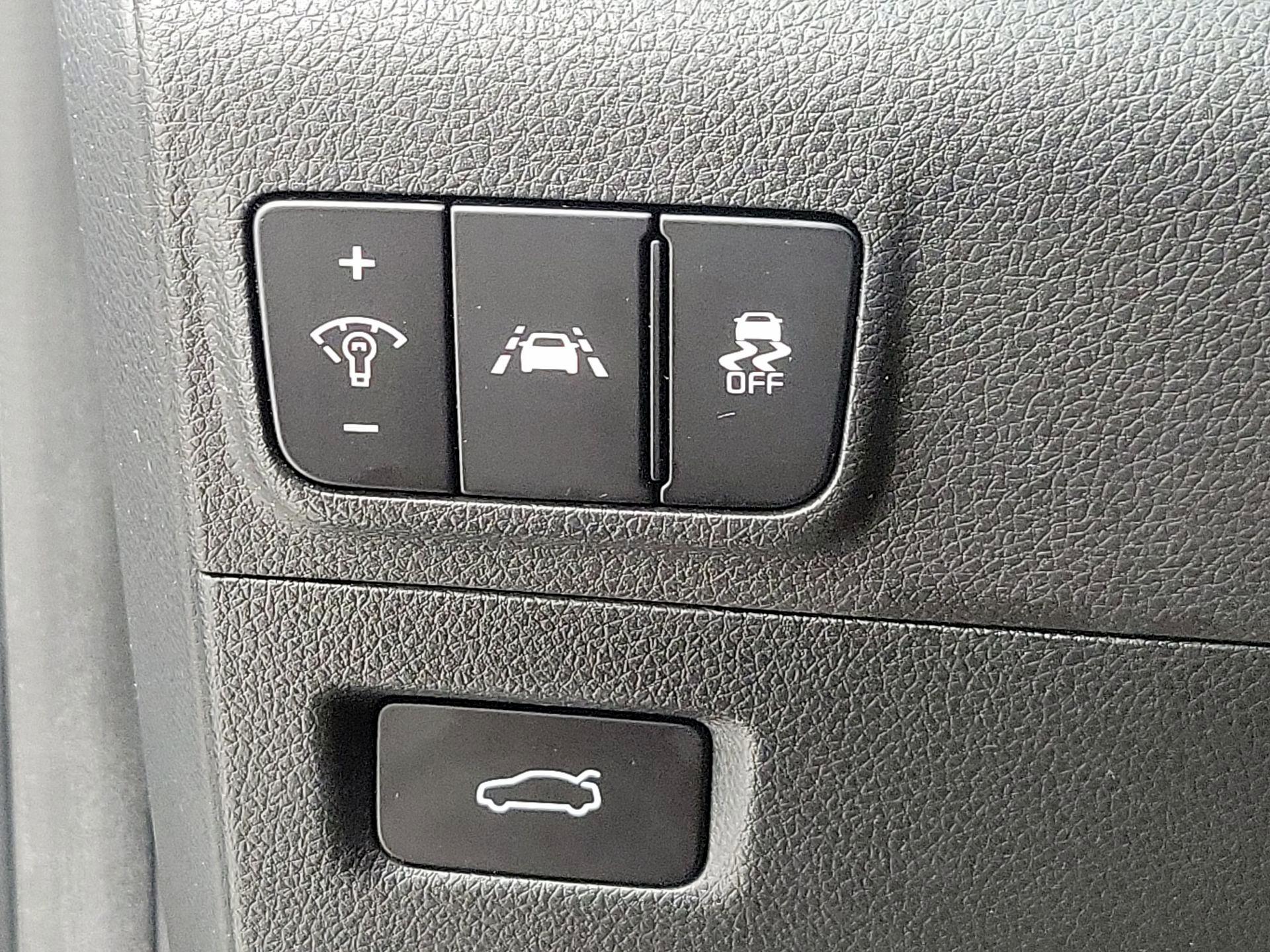 Thumbnail: 2022 Kia K5 - 13