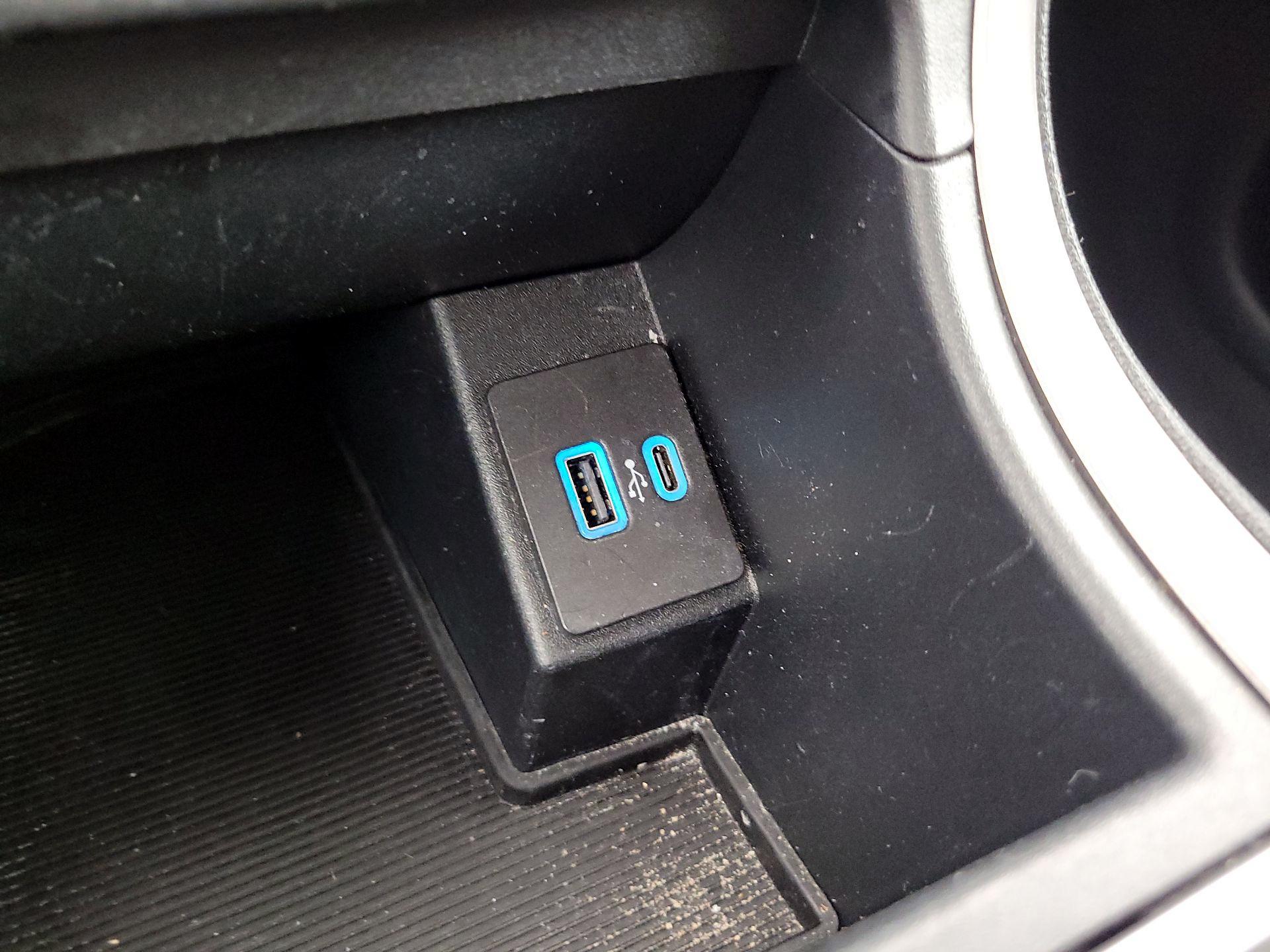 Thumbnail: 2024 Ford Edge - 16