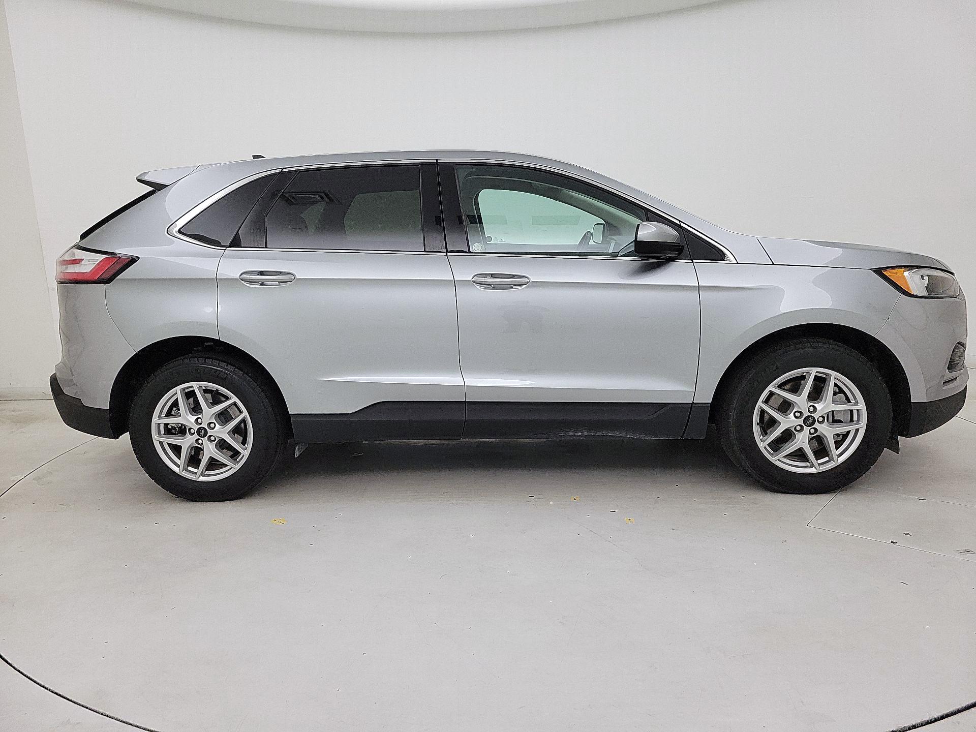 Thumbnail: 2024 Ford Edge - 4