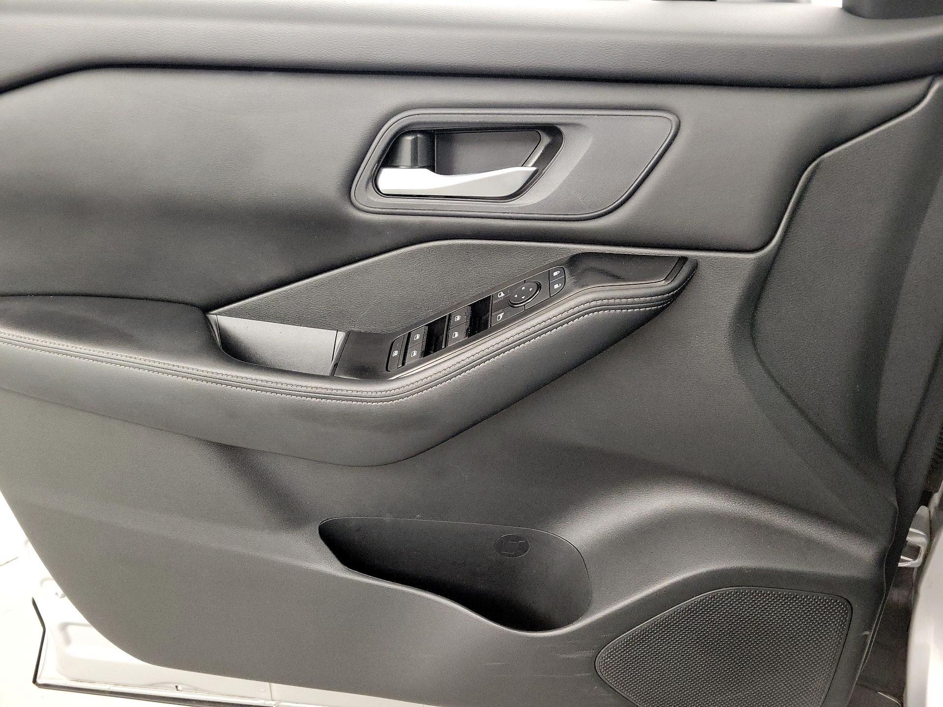 Thumbnail: 2024 Nissan Rogue - 12