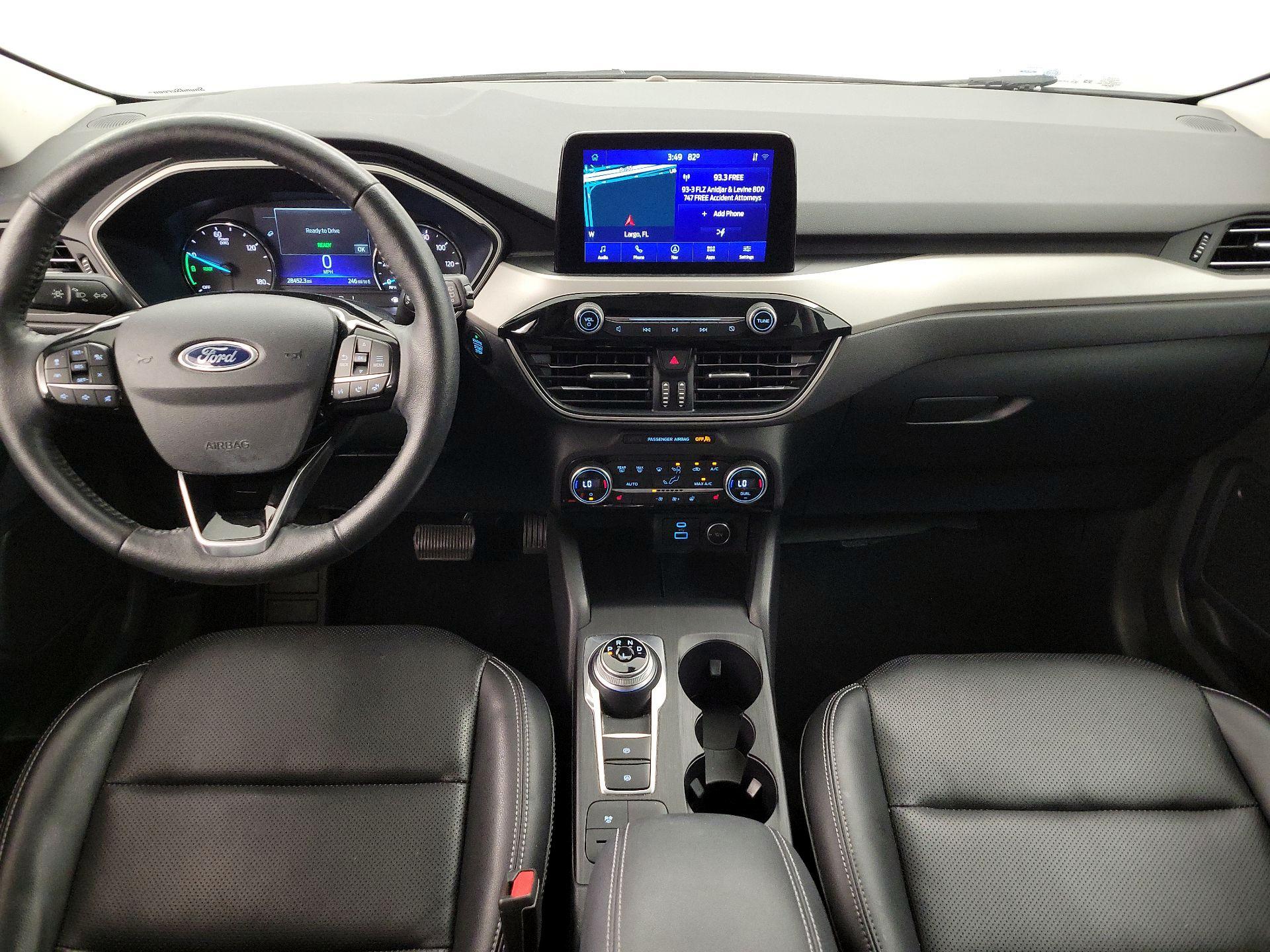 Thumbnail: 2021 Ford Escape - 9