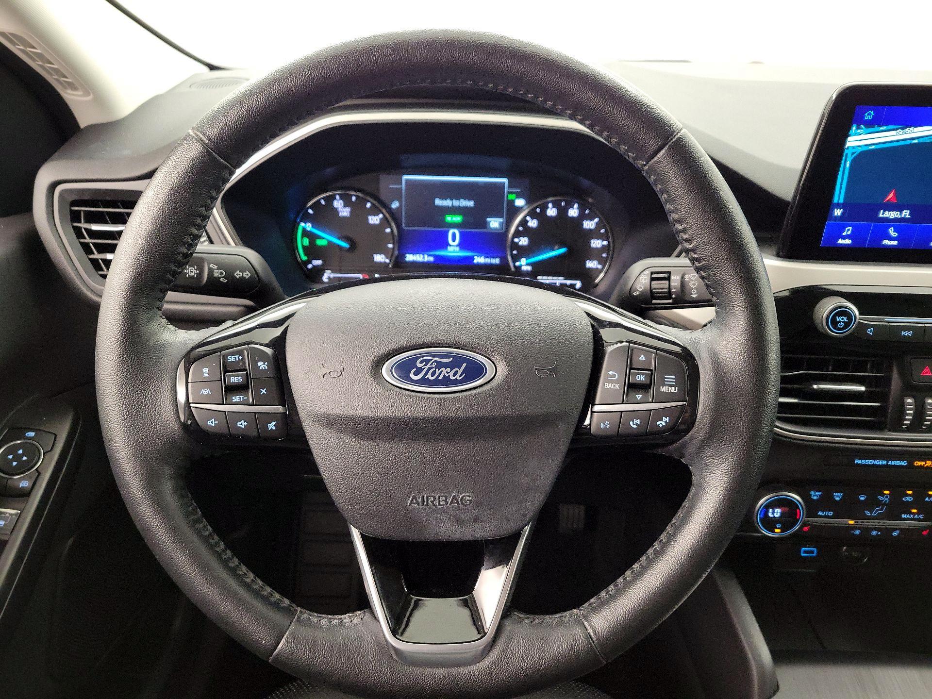 Thumbnail: 2021 Ford Escape - 10