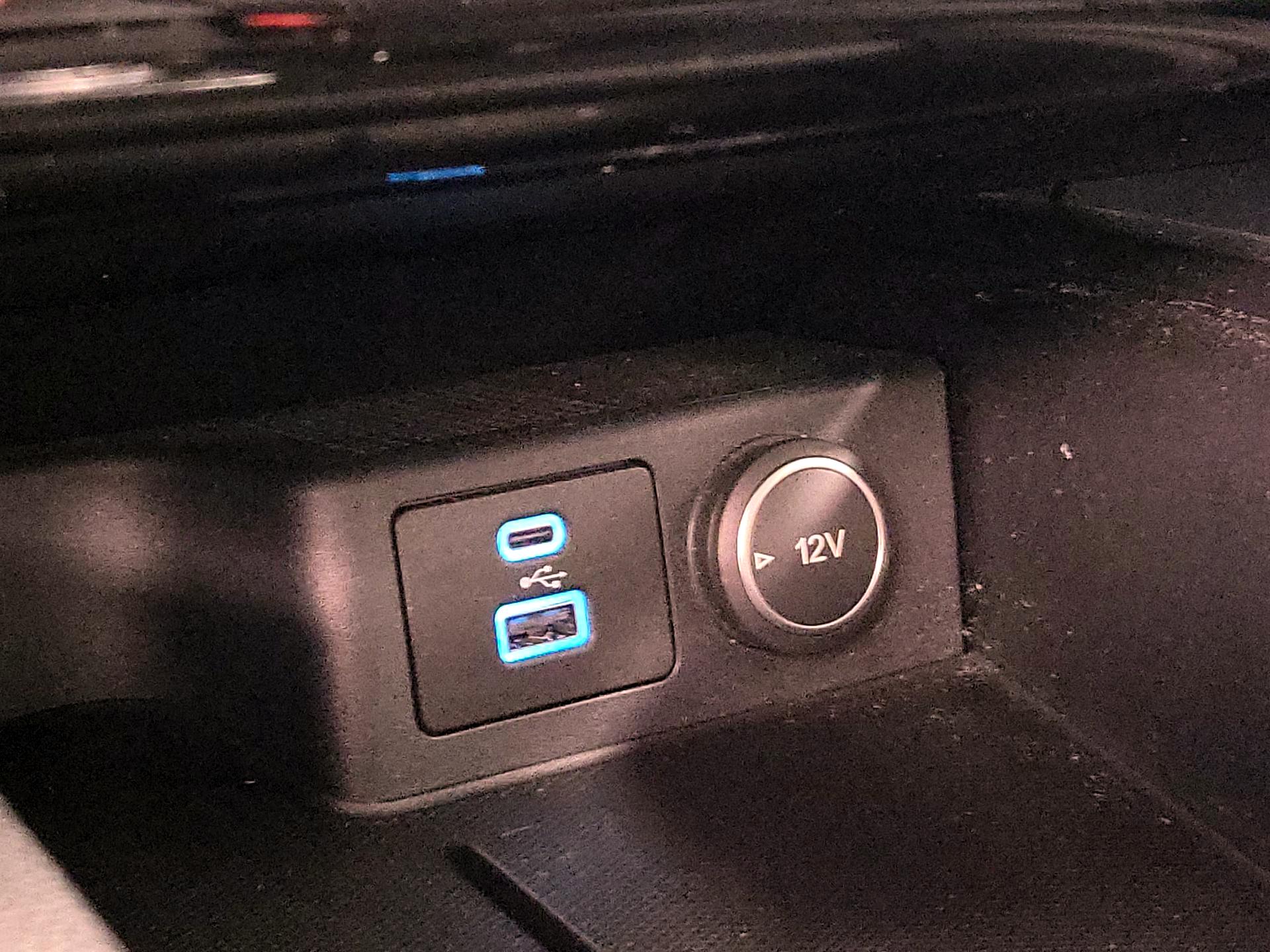 Thumbnail: 2021 Ford Escape - 19