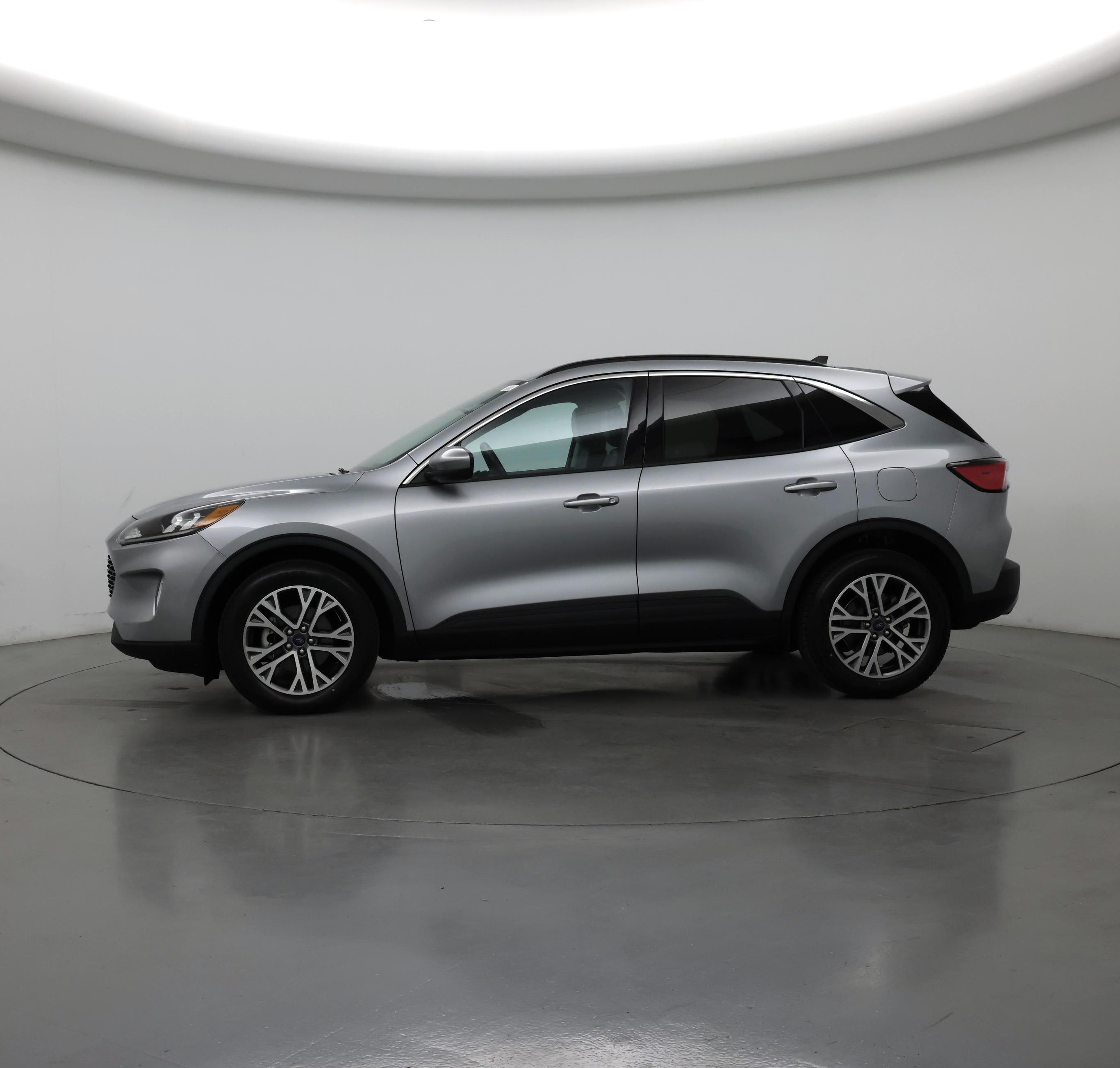 Thumbnail: 2021 Ford Escape - 3