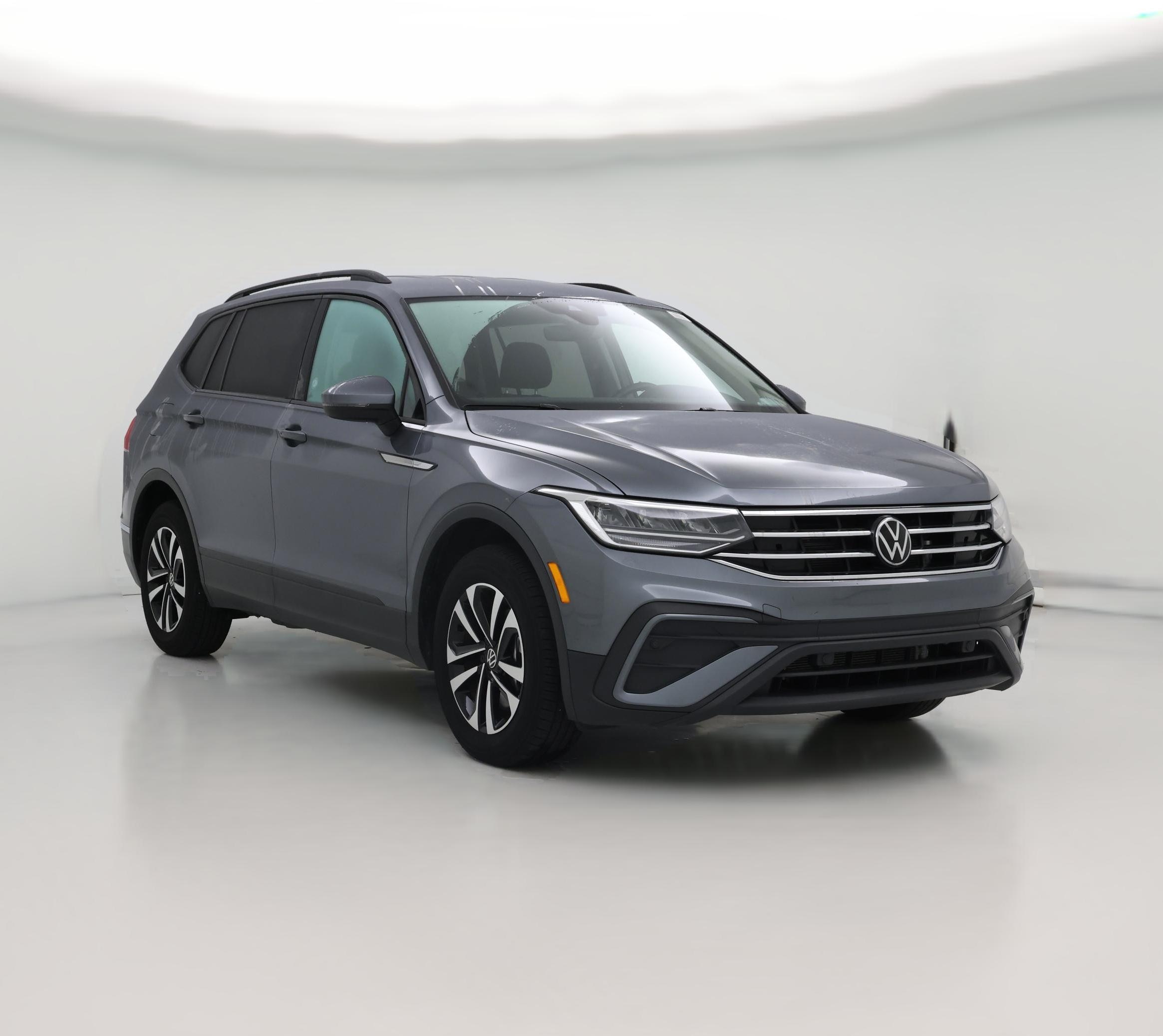 Thumbnail: 2024 Volkswagen Tiguan - 1
