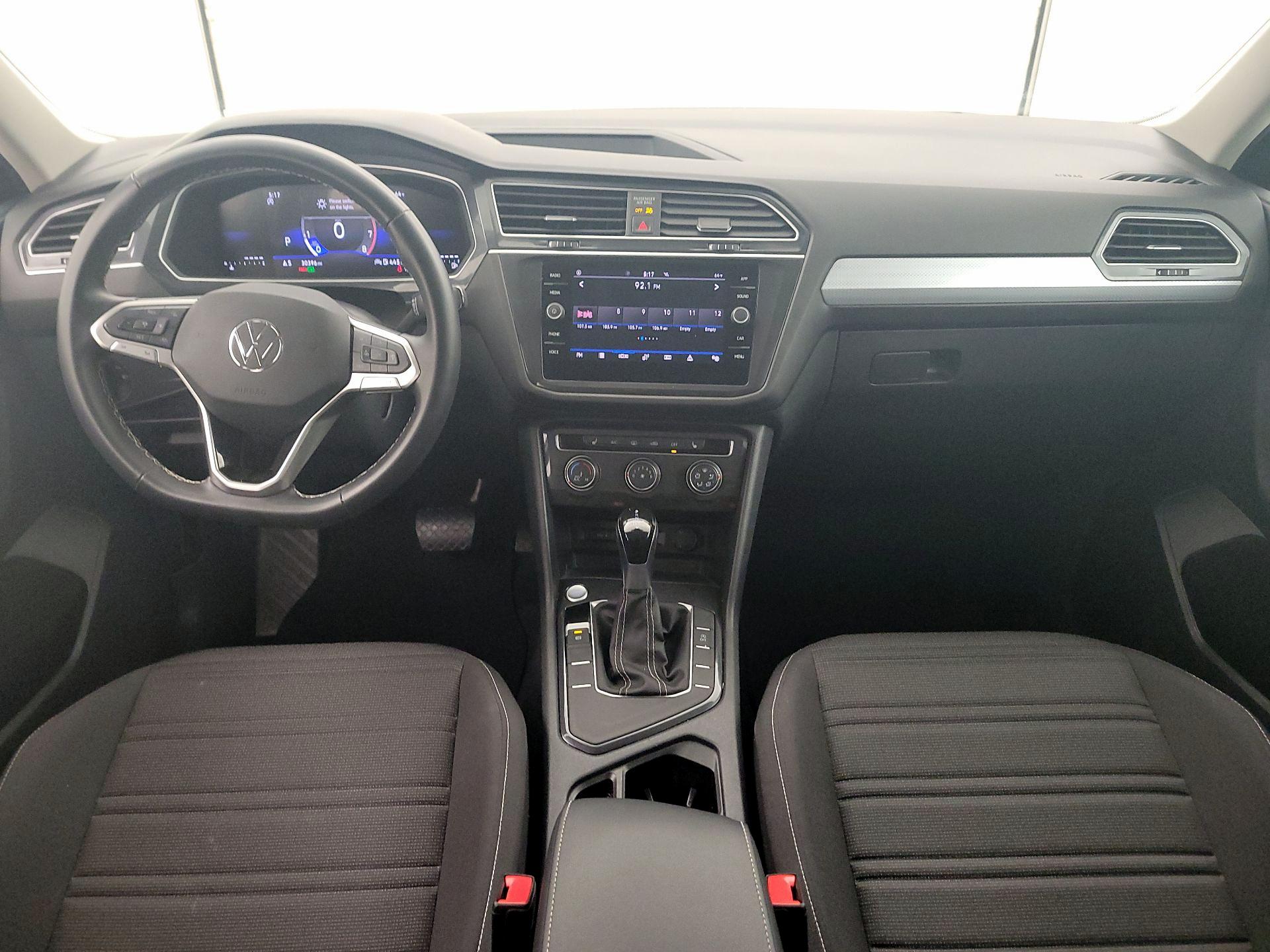 Thumbnail: 2024 Volkswagen Tiguan - 9