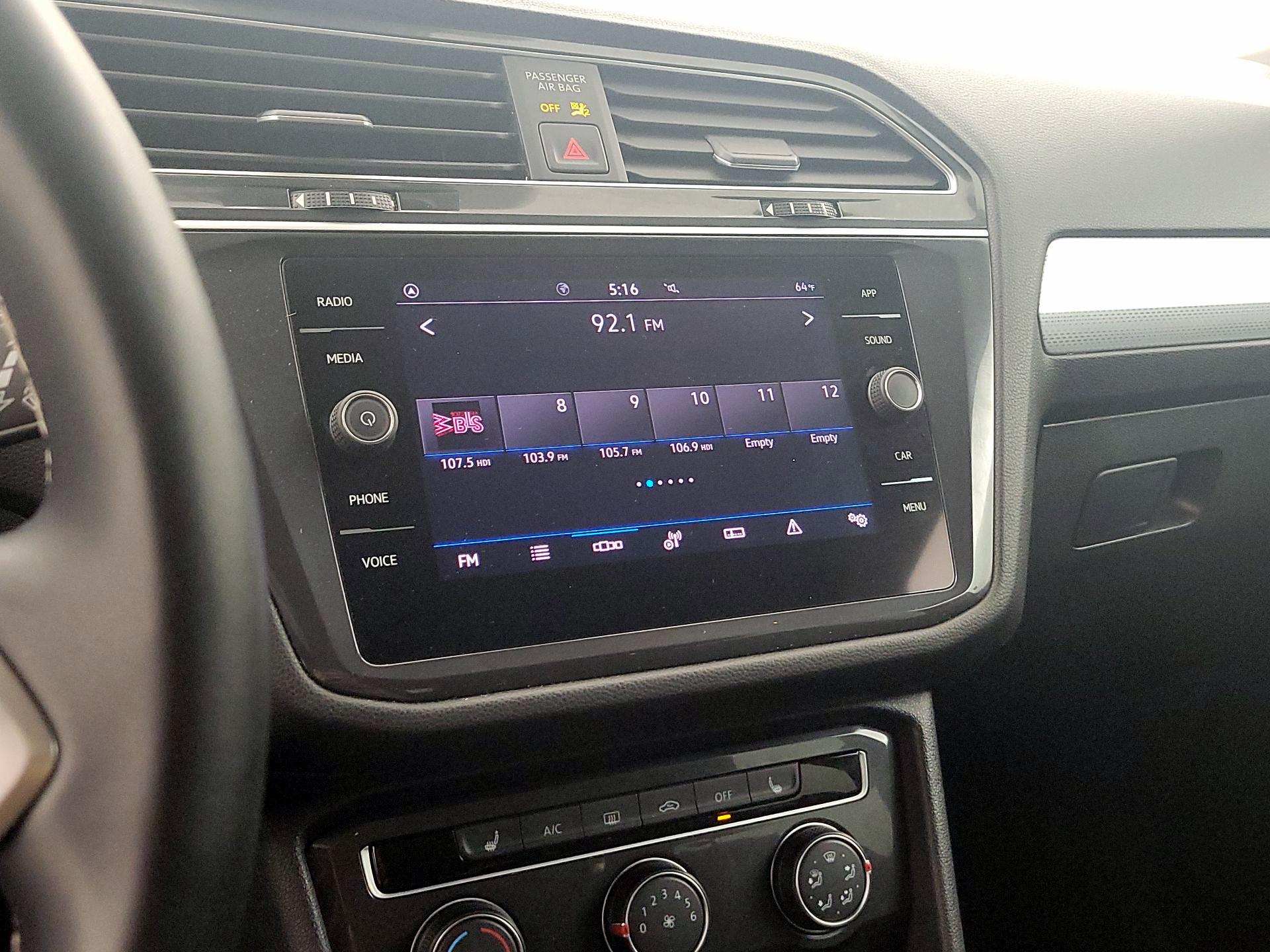 Thumbnail: 2024 Volkswagen Tiguan - 14