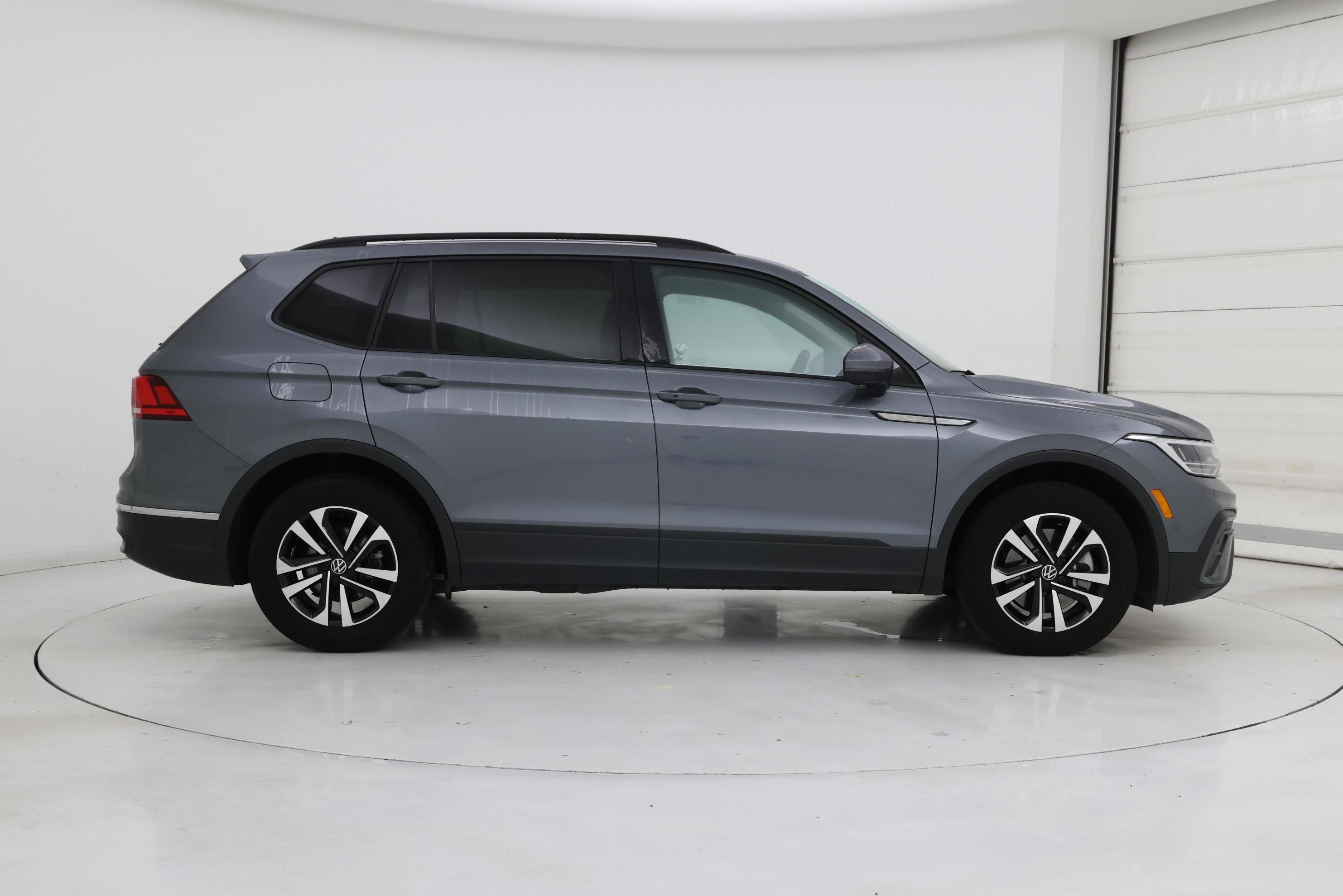 Thumbnail: 2024 Volkswagen Tiguan - 7