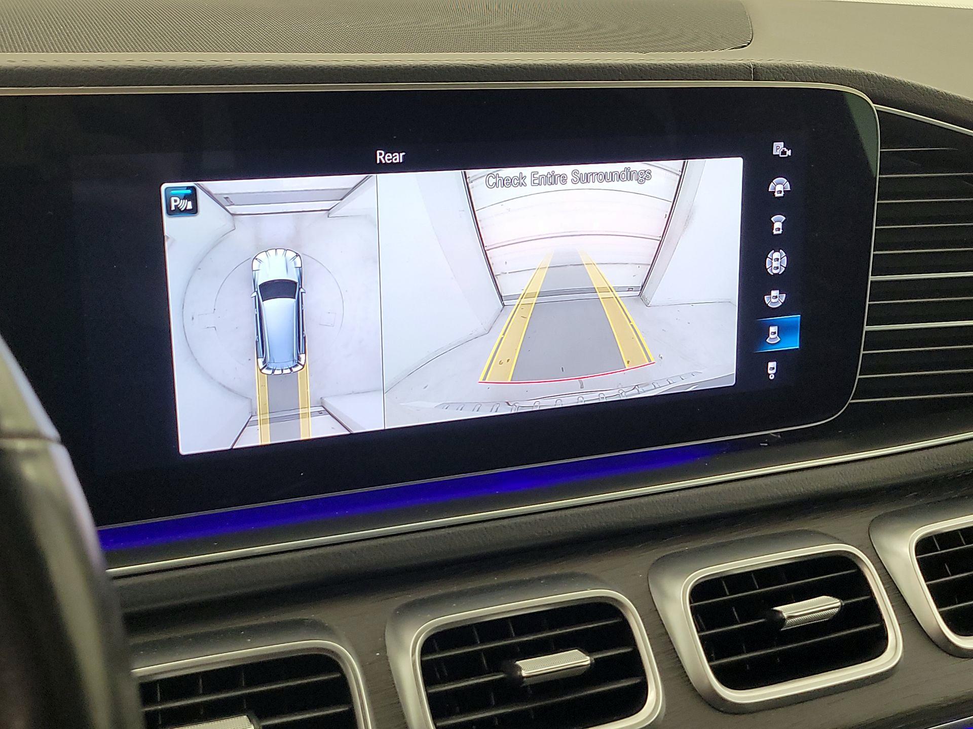 Thumbnail: 2022 Mercedes-Benz GLS - 15