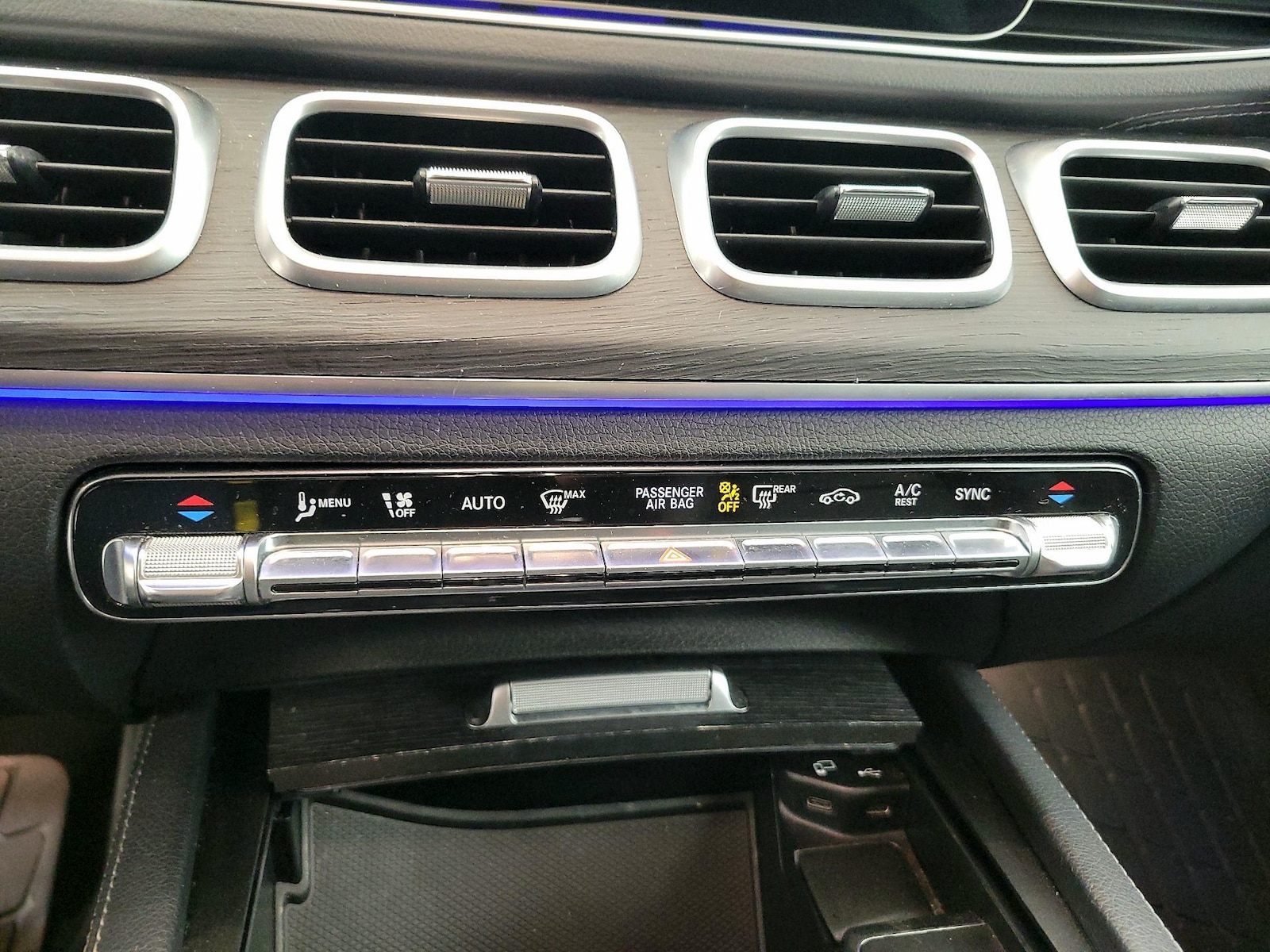 2022 Mercedes-Benz GLS GLS450 - Photo 18