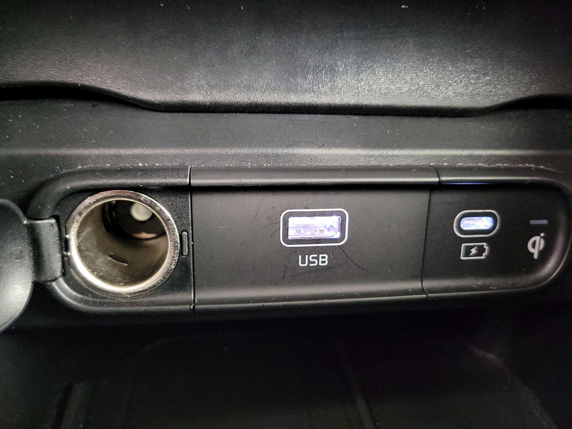 Thumbnail: 2025 Kia Telluride - 17