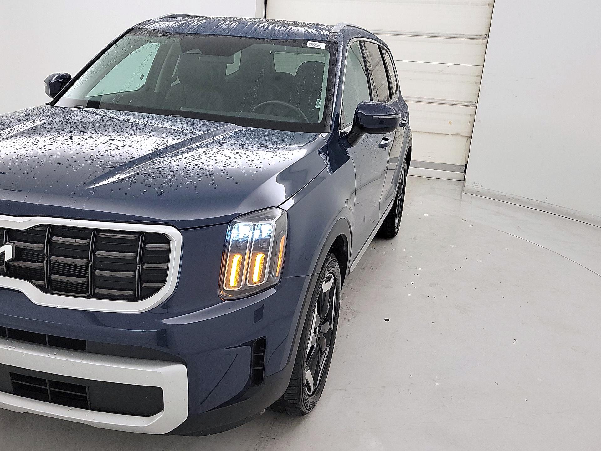 Thumbnail: 2025 Kia Telluride - 3