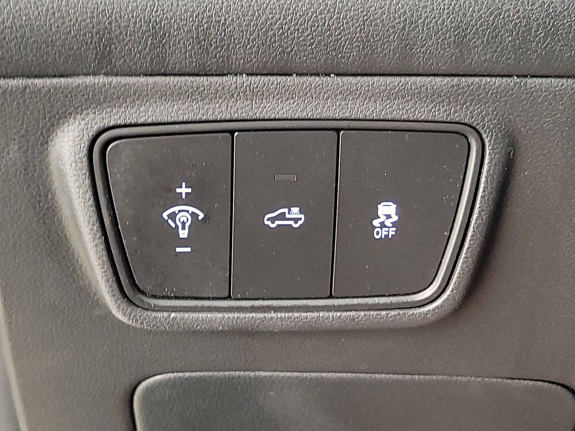 Thumbnail: 2023 Hyundai Santa Cruz - 13