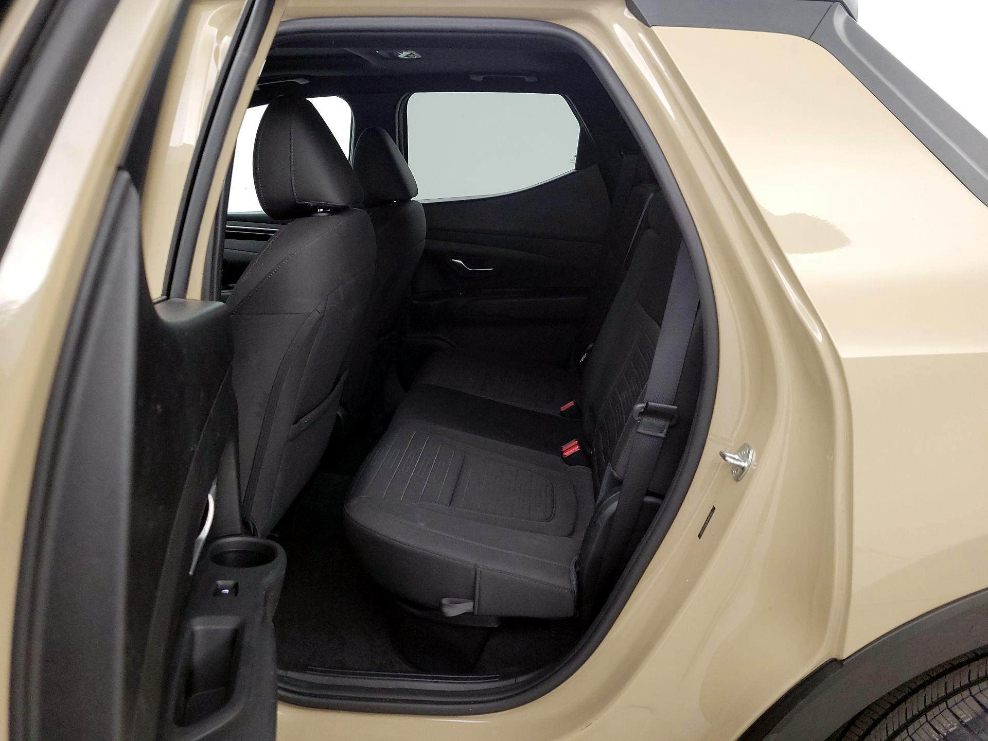 Thumbnail: 2023 Hyundai Santa Cruz - 20