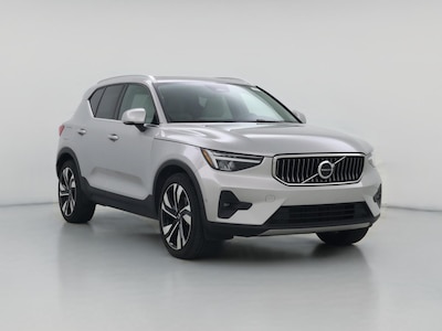 2023 Volvo XC40 B4 Plus Bright Theme