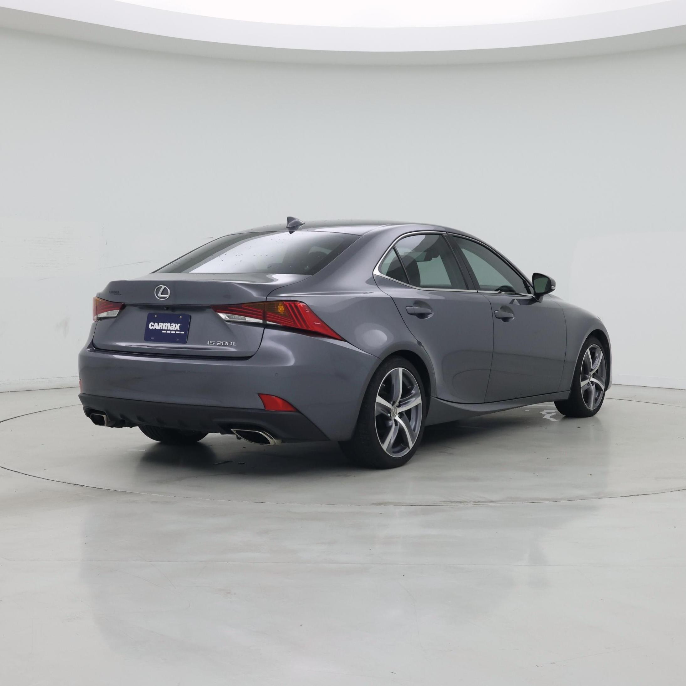 Thumbnail: 2017 Lexus IS - 8