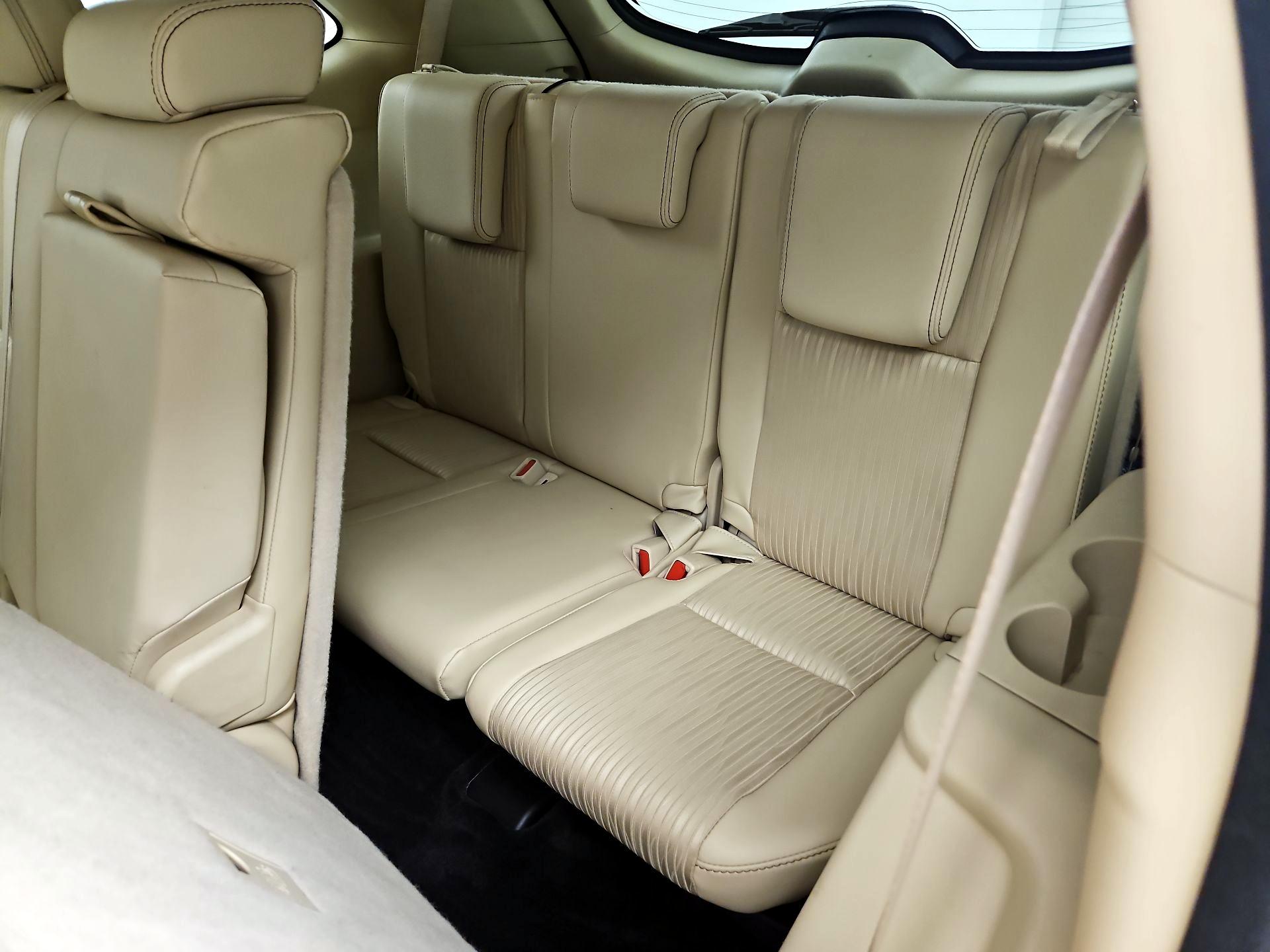 Thumbnail: 2015 Toyota Highlander - 20