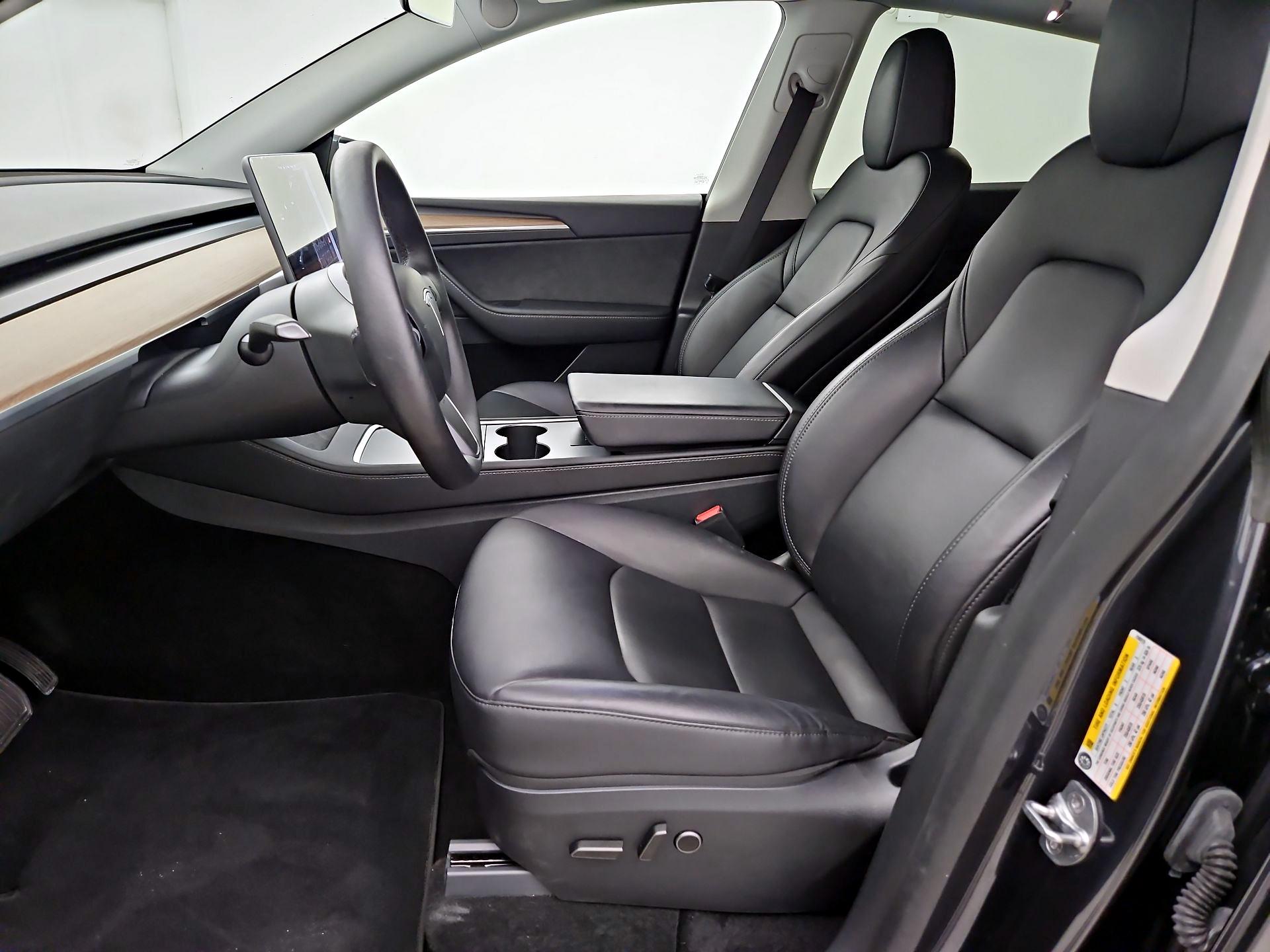 Thumbnail: 2025 Tesla Model Y - 11