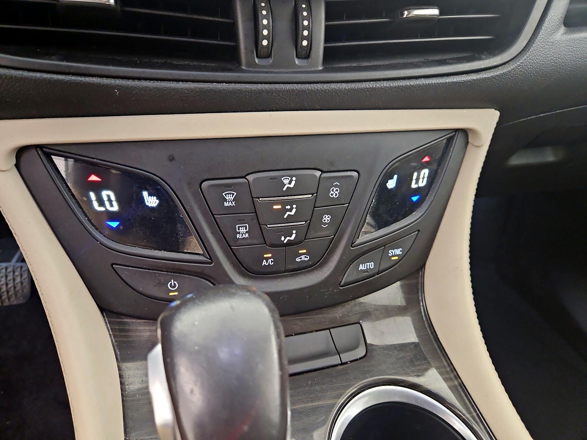 Thumbnail: 2020 Buick Envision - 17