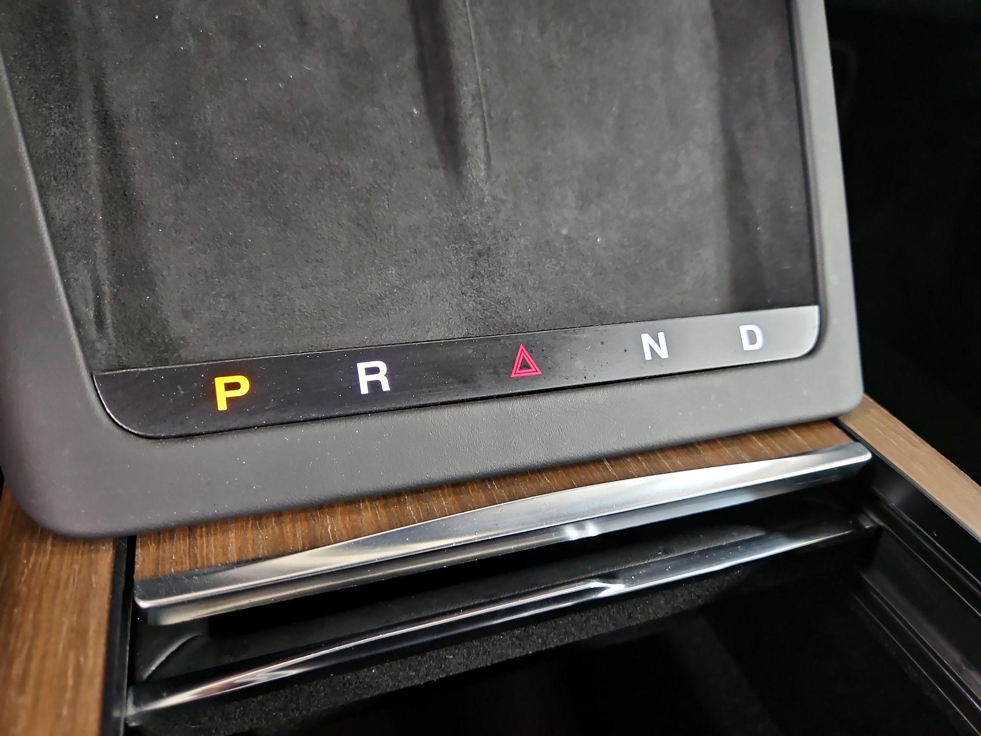 Thumbnail: 2022 Tesla Model S - 17