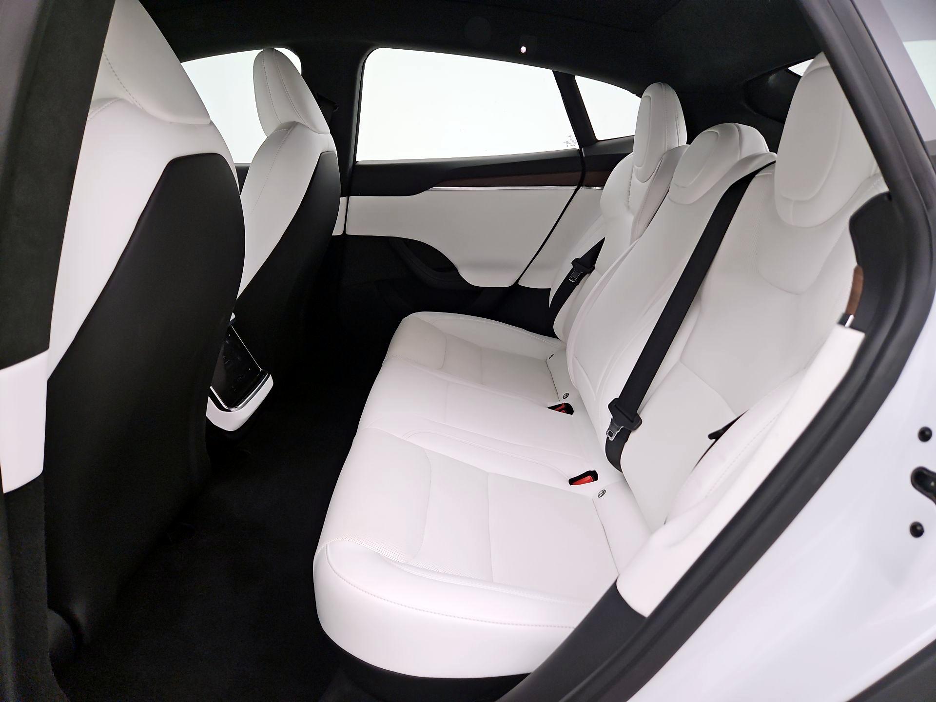 Thumbnail: 2022 Tesla Model S - 20