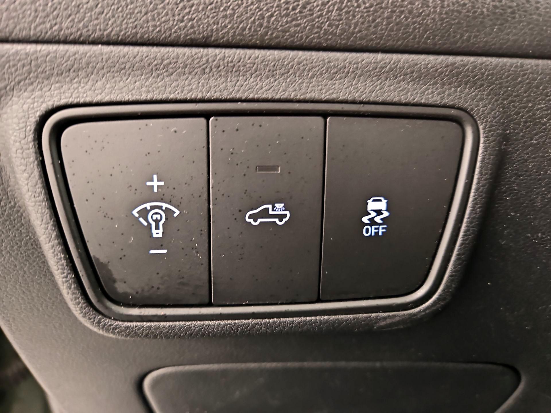 Thumbnail: 2023 Hyundai Santa Cruz - 13