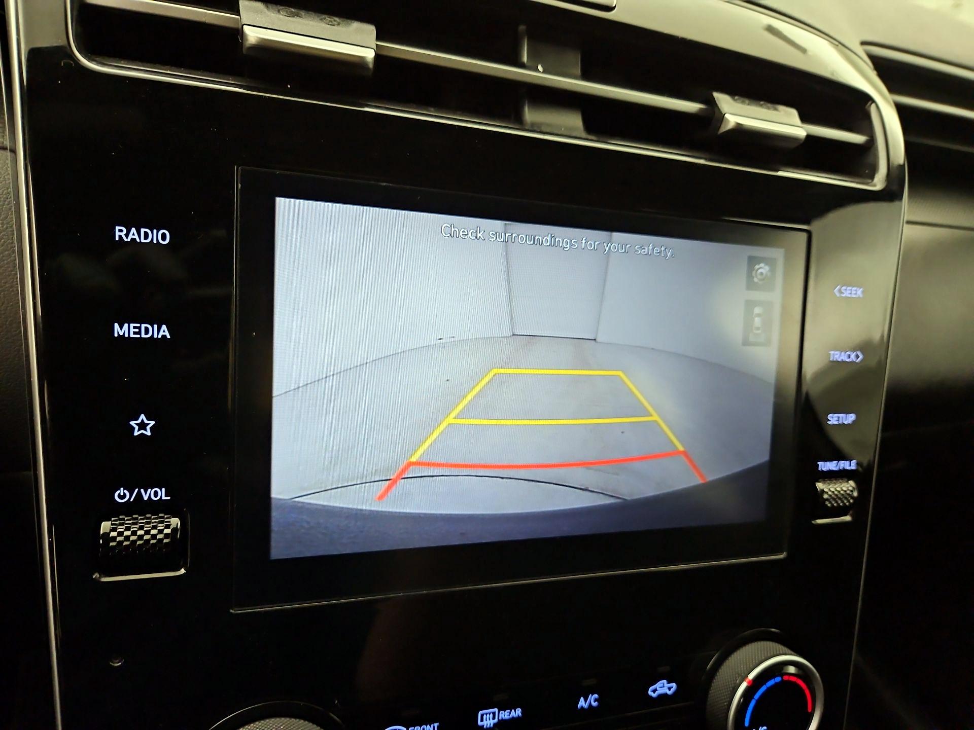 Thumbnail: 2023 Hyundai Santa Cruz - 14