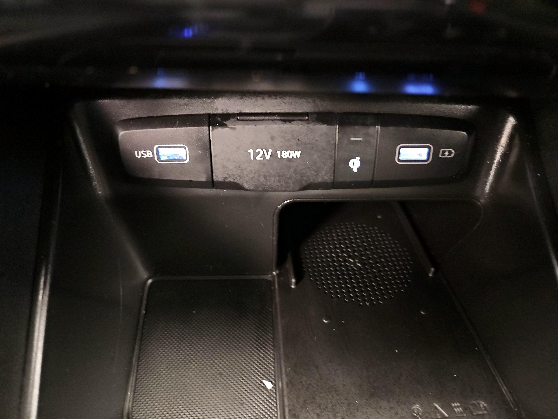 Thumbnail: 2023 Hyundai Santa Cruz - 18