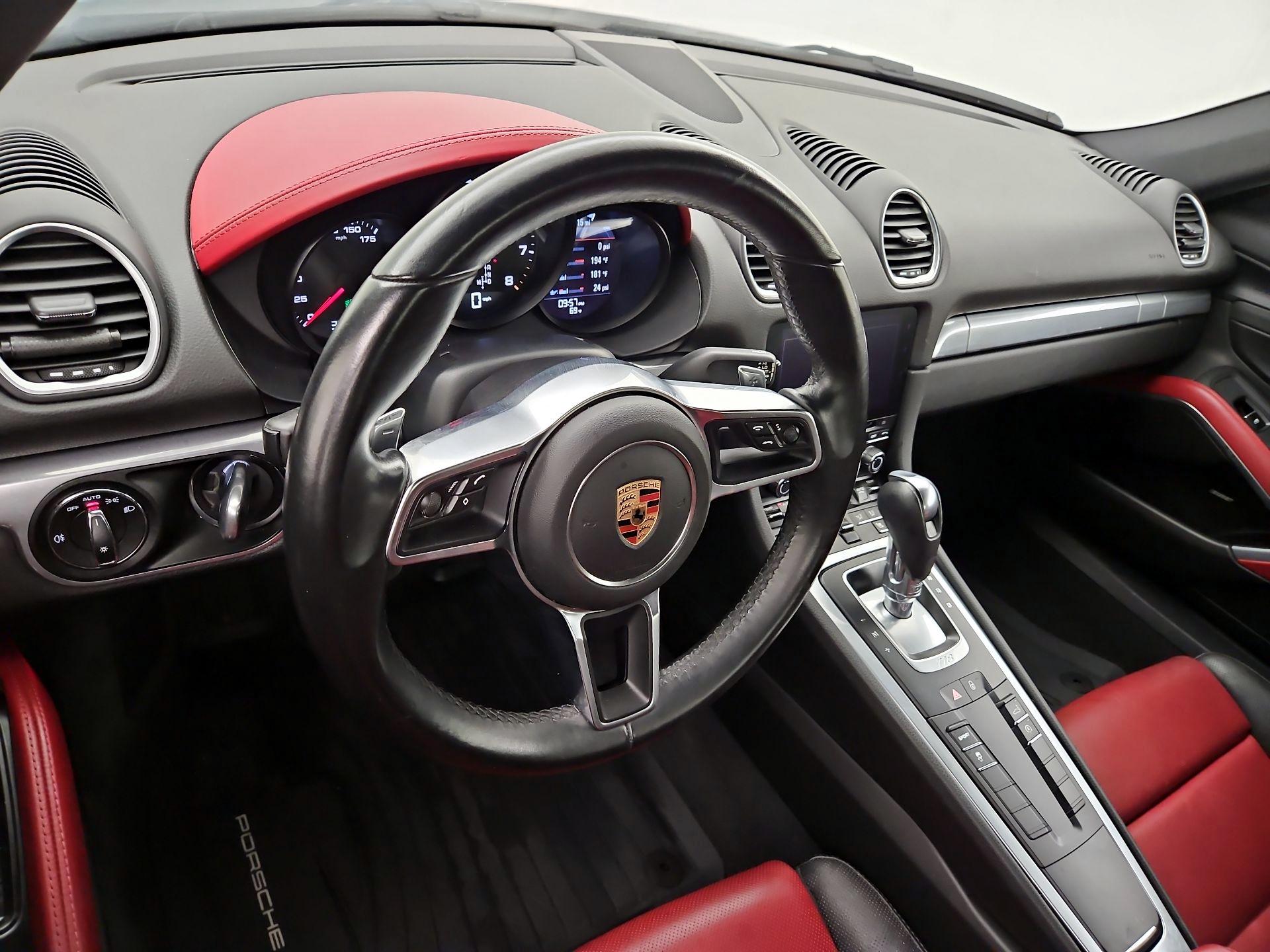 Thumbnail: 2017 Porsche 718 Cayman - 9