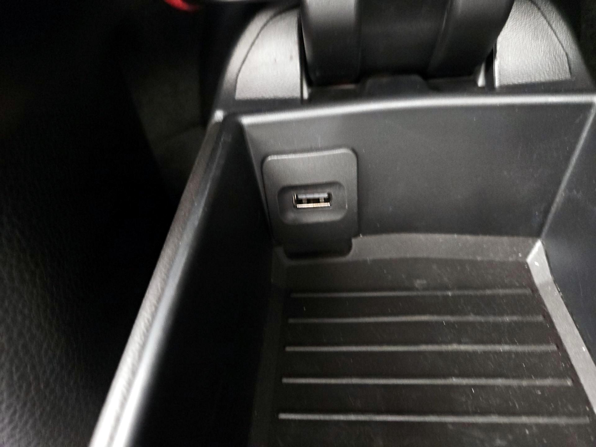 Thumbnail: 2017 Porsche 718 Cayman - 18