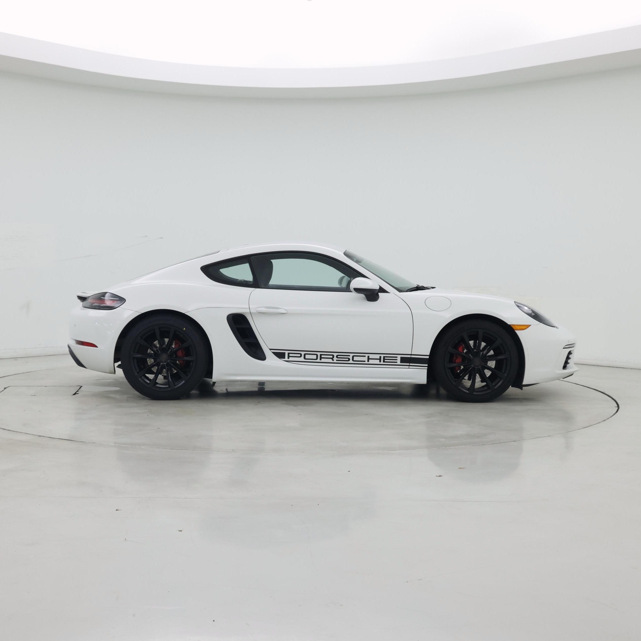 Thumbnail: 2017 Porsche 718 Cayman - 7