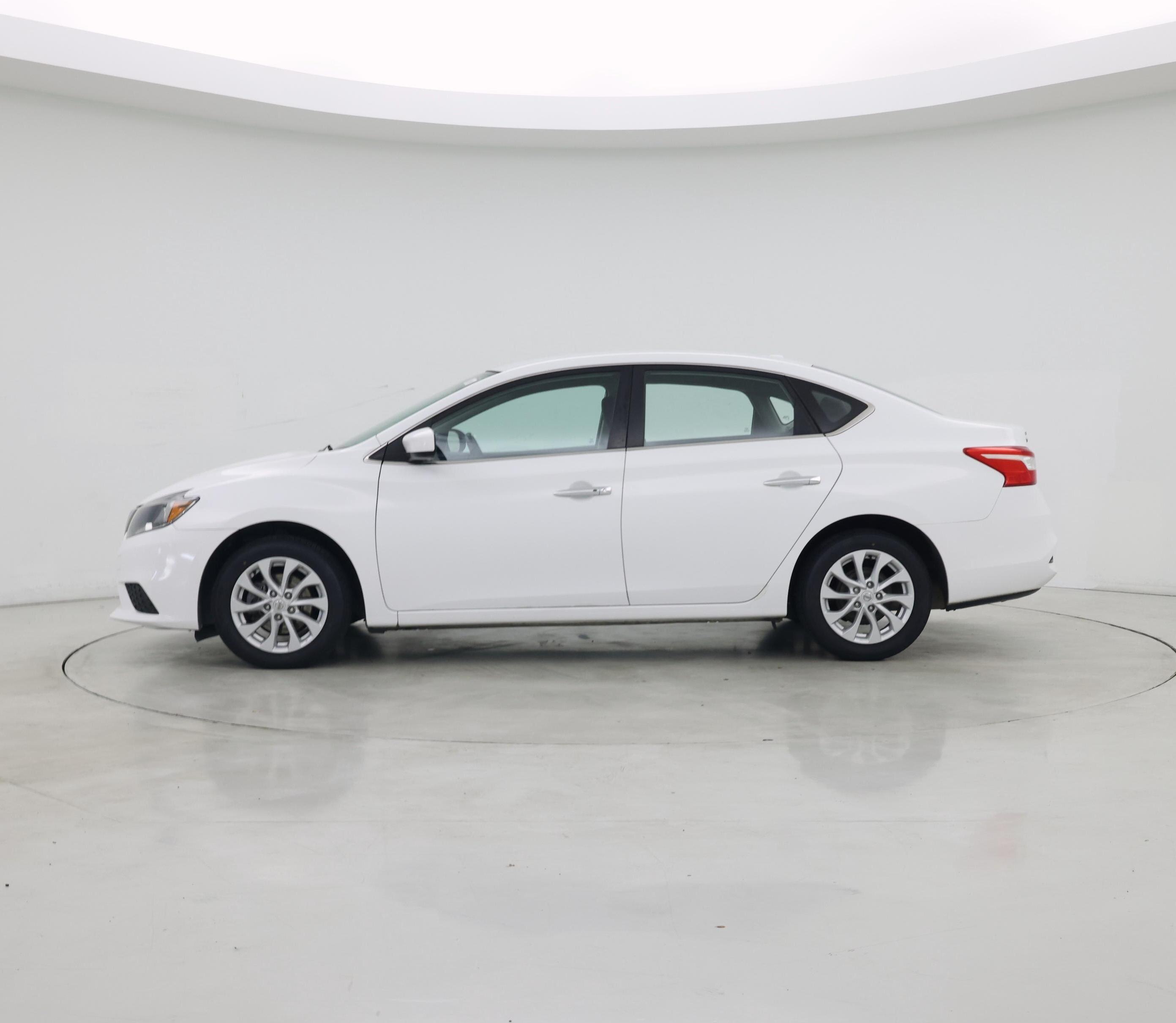 Thumbnail: 2019 Nissan Sentra - 3