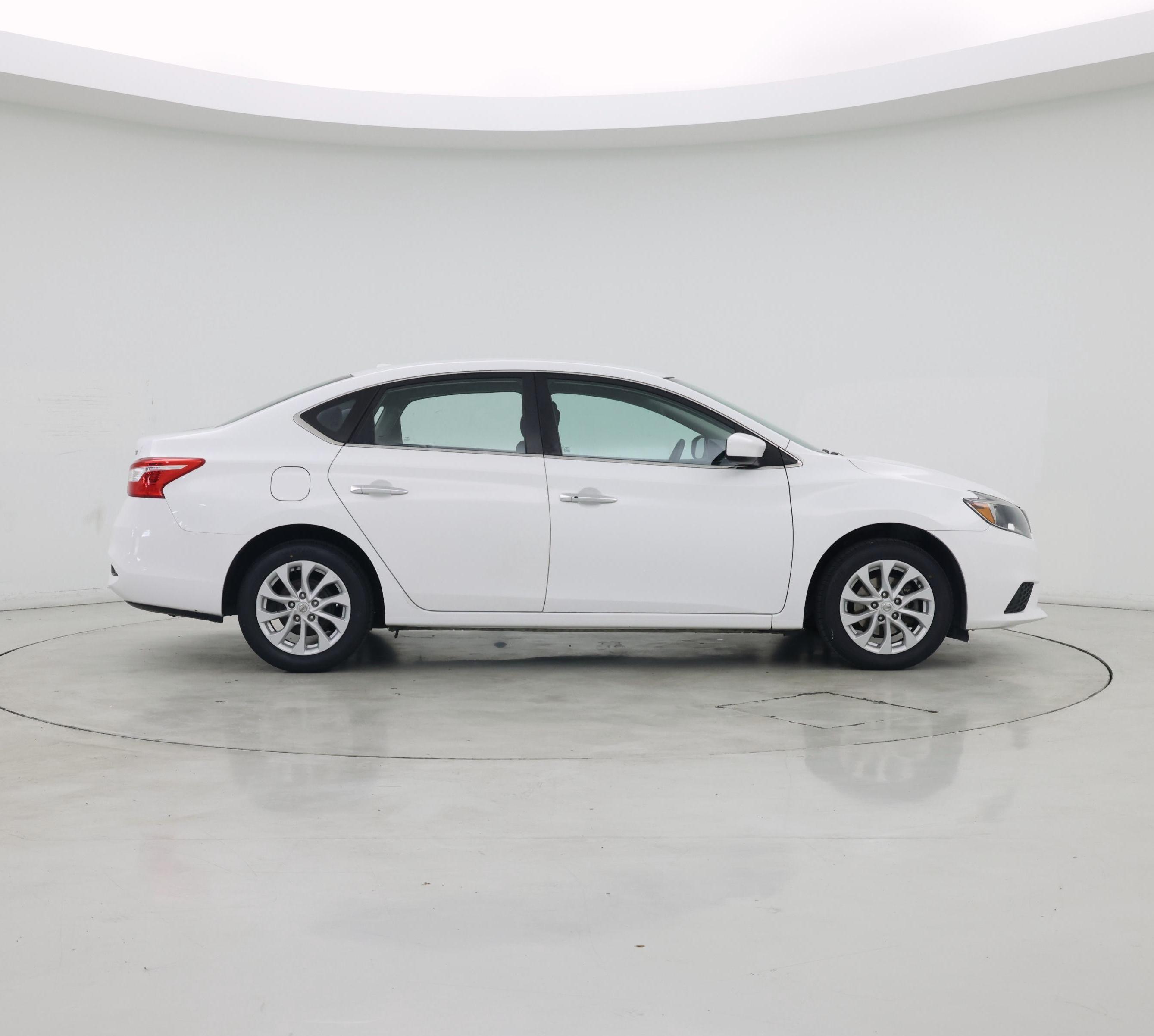 Thumbnail: 2019 Nissan Sentra - 7