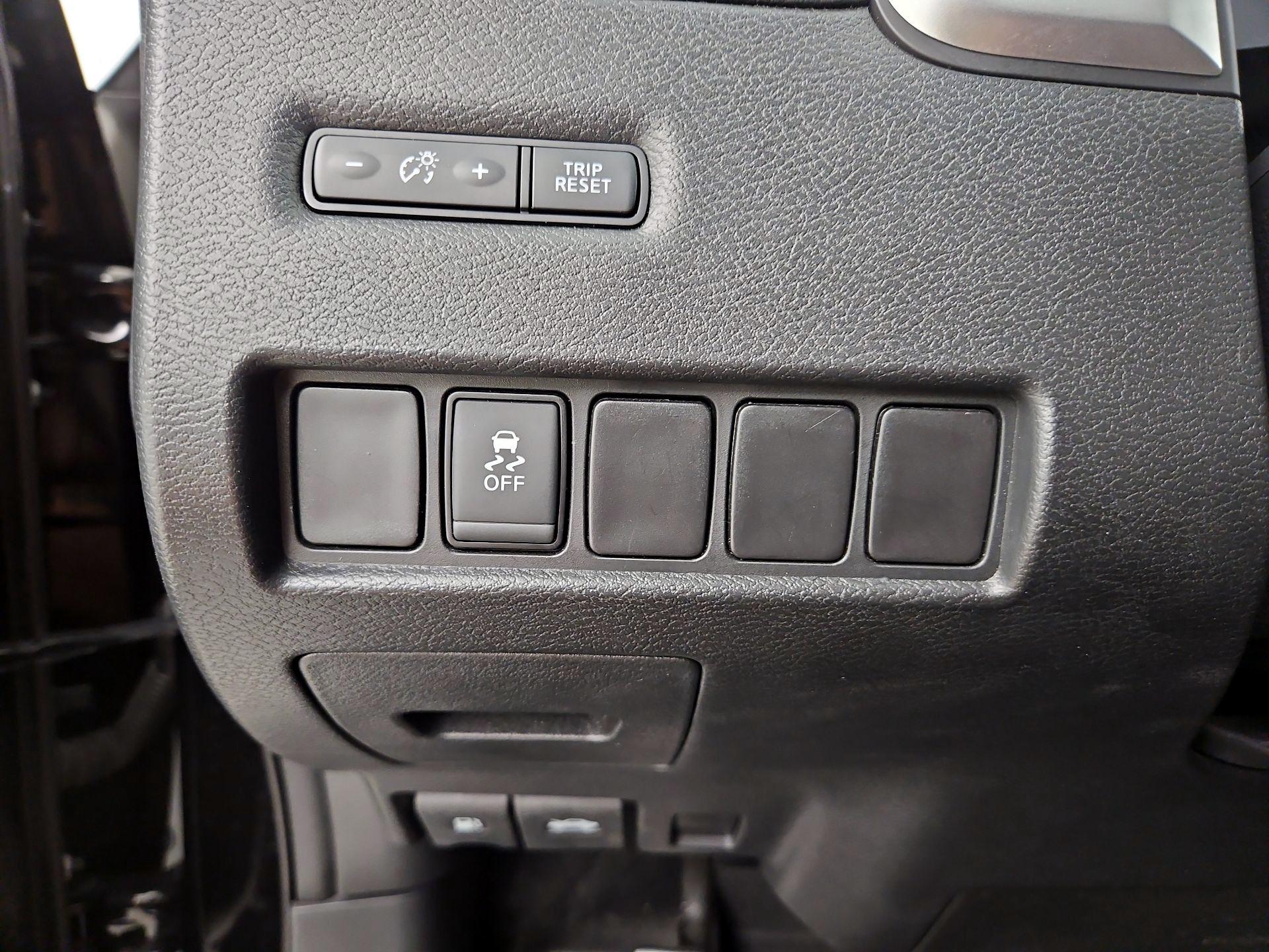 Thumbnail: 2016 Nissan Murano - 13