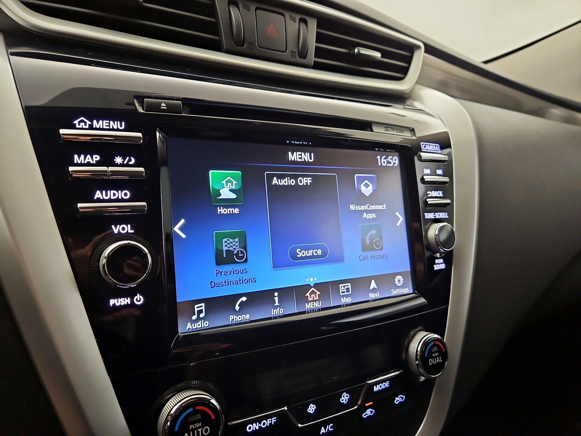 Thumbnail: 2016 Nissan Murano - 15