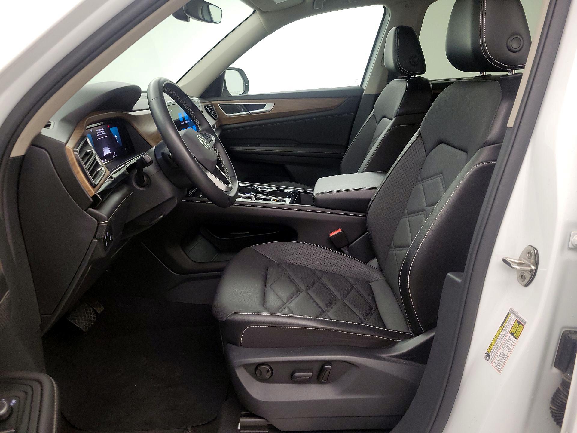 Thumbnail: 2024 Volkswagen Atlas - 11