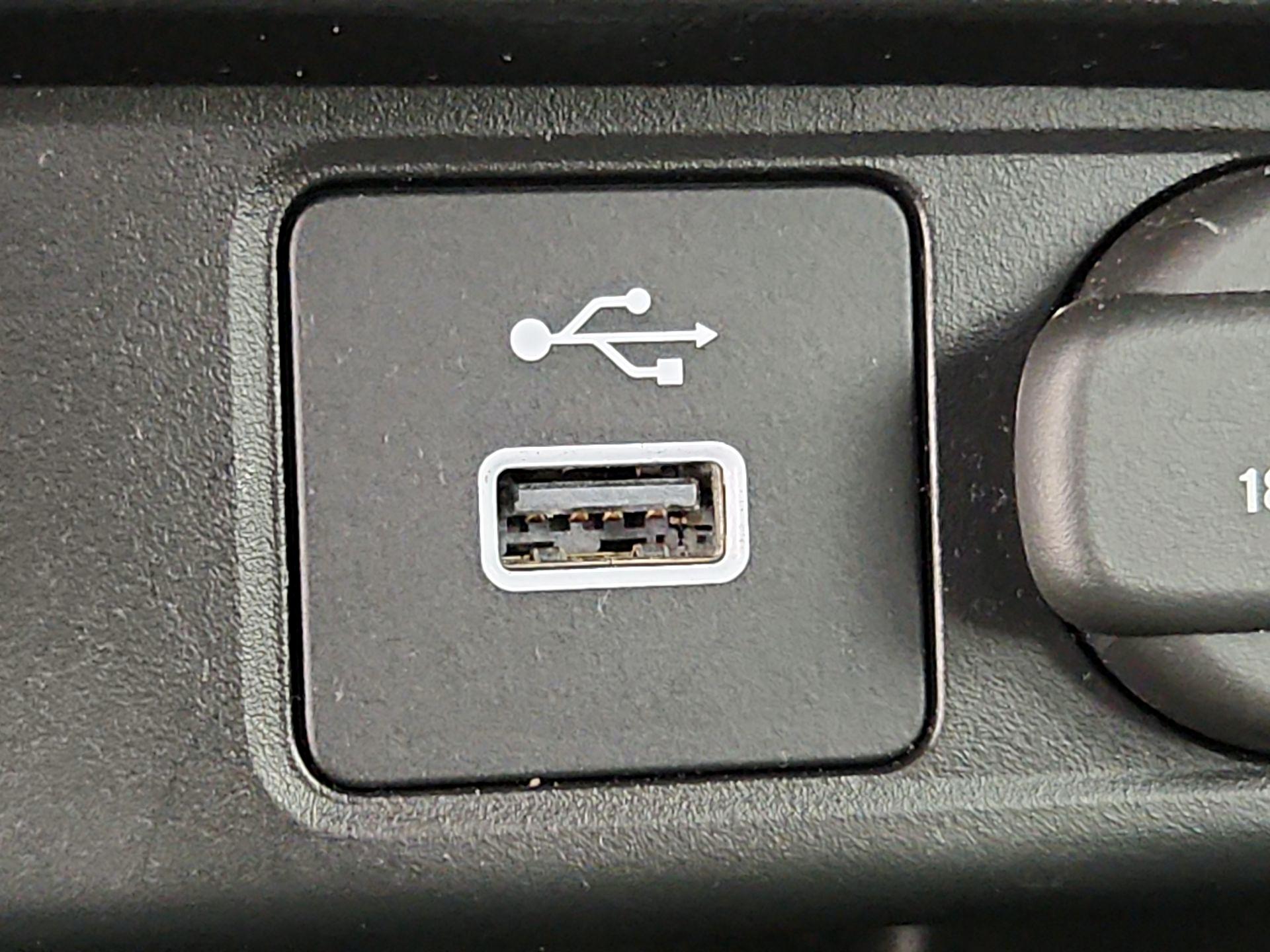 Thumbnail: 2023 Honda Civic - 18