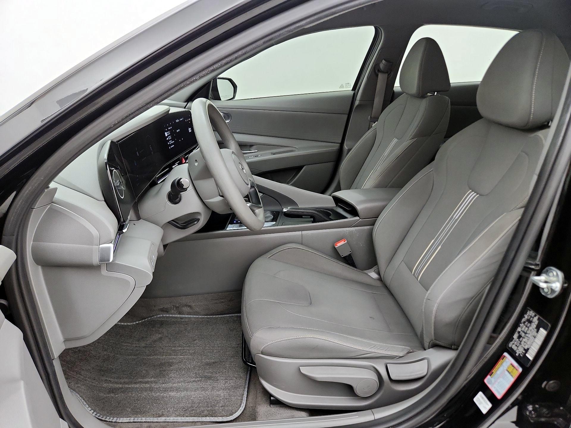 Thumbnail: 2024 Hyundai Elantra - 11