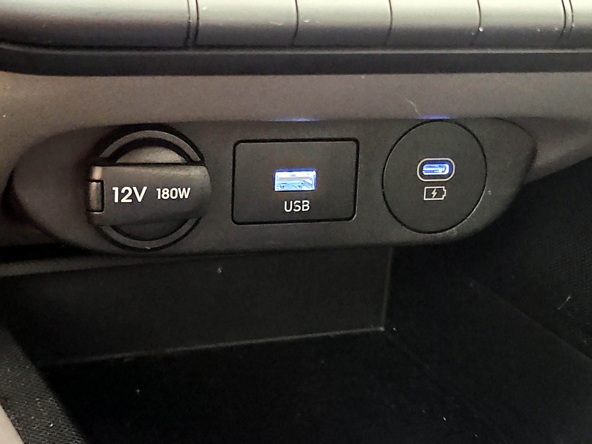 Thumbnail: 2024 Hyundai Elantra - 19