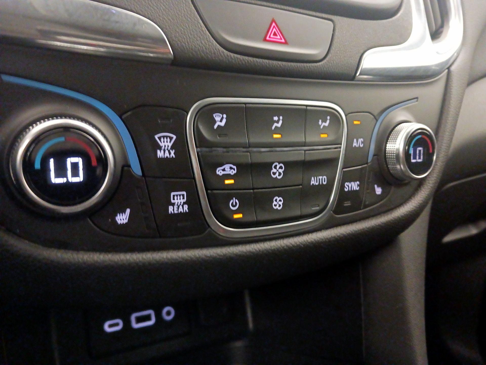 Thumbnail: 2020 Chevrolet Equinox - 16