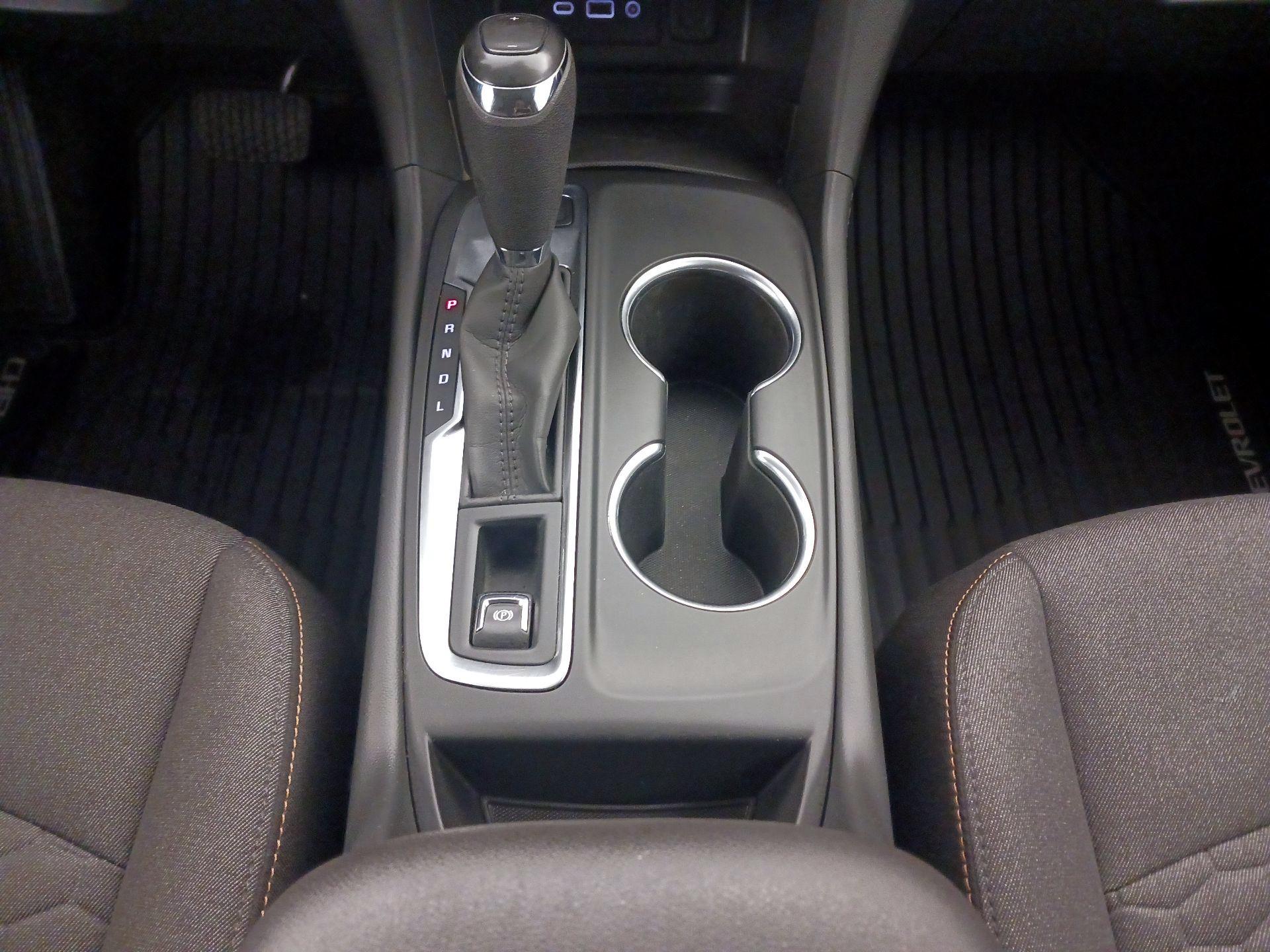 Thumbnail: 2020 Chevrolet Equinox - 17