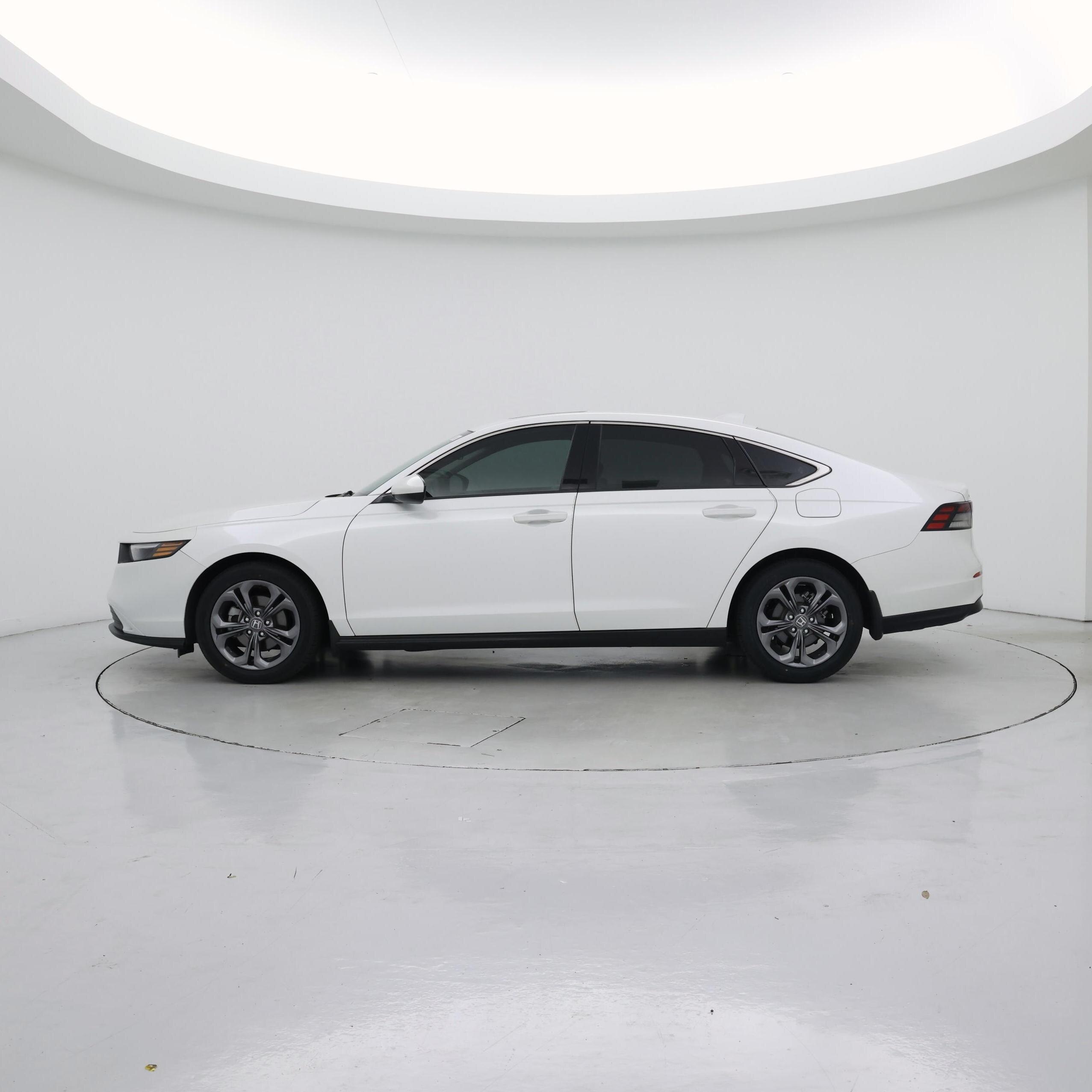 Thumbnail: 2023 Honda Accord - 3